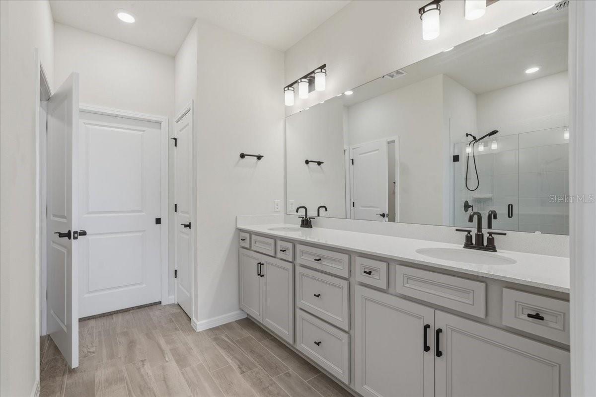 Primary Bath with Dual Sinks