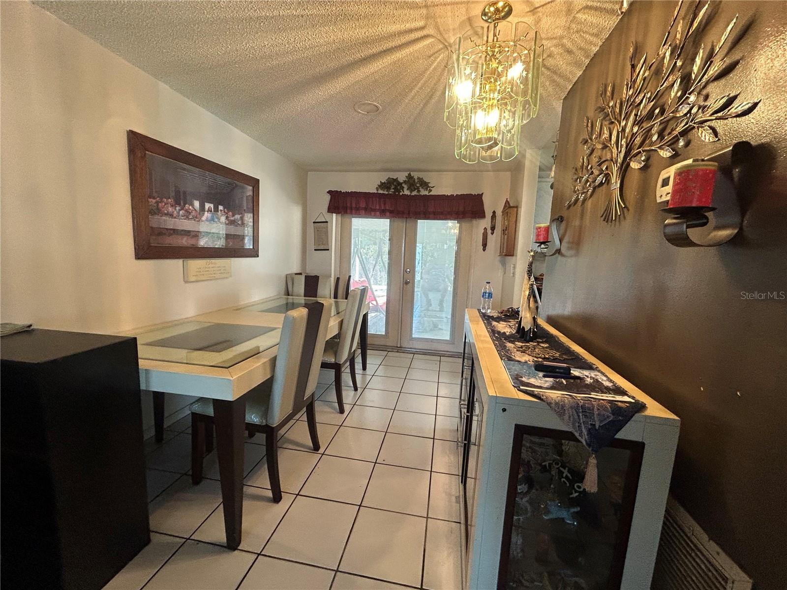 8906 PEPPERMILL COURT, Tampa, FL 33634