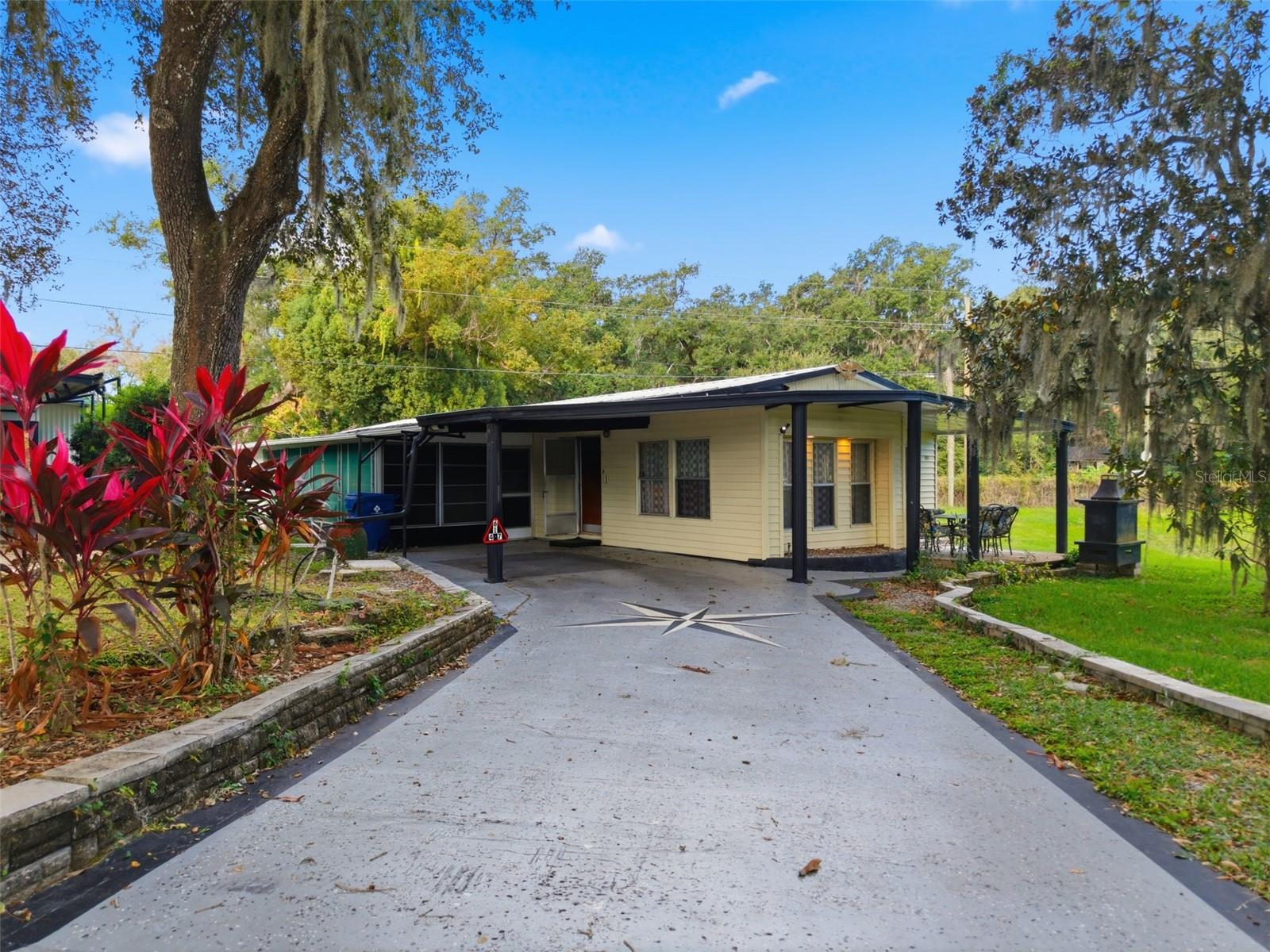 6147 RIDGEWOOD DRIVE, Zephyrhills, FL 33542