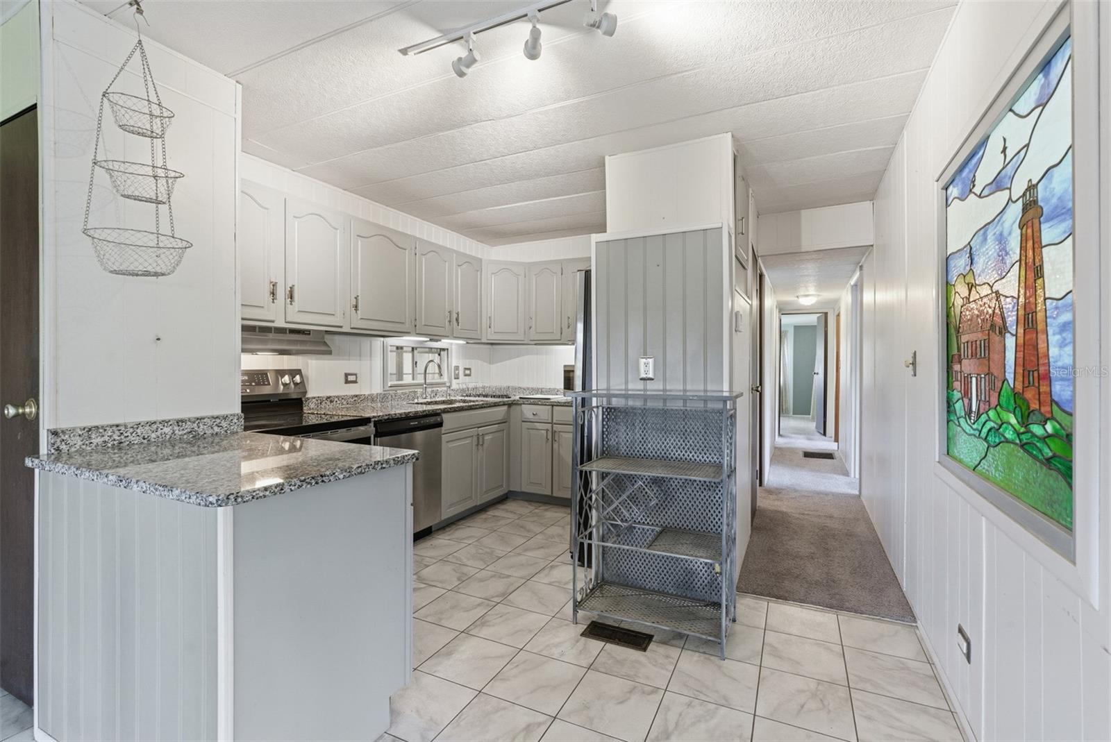 6147 RIDGEWOOD DRIVE, Zephyrhills, FL 33542