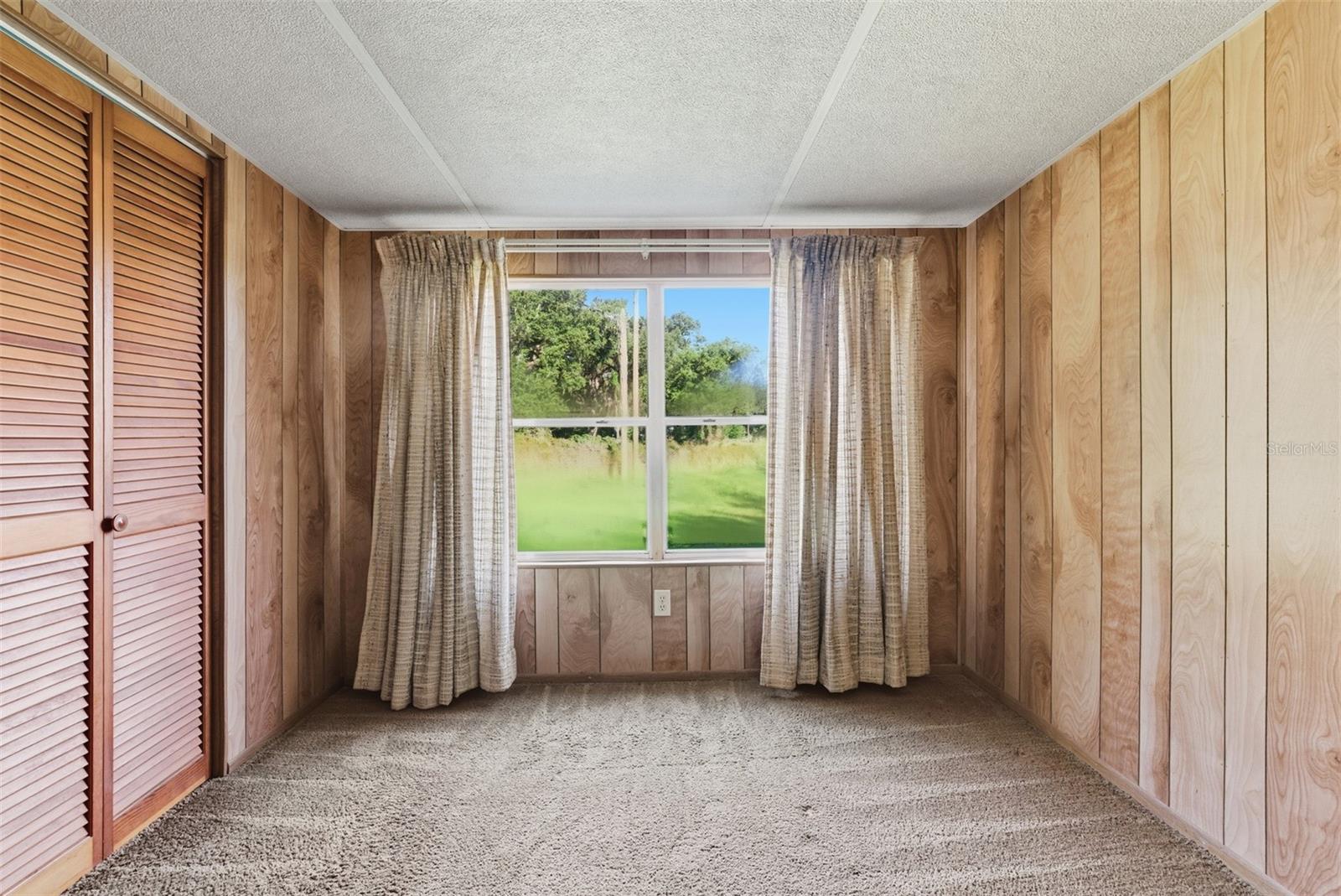 6147 RIDGEWOOD DRIVE, Zephyrhills, FL 33542