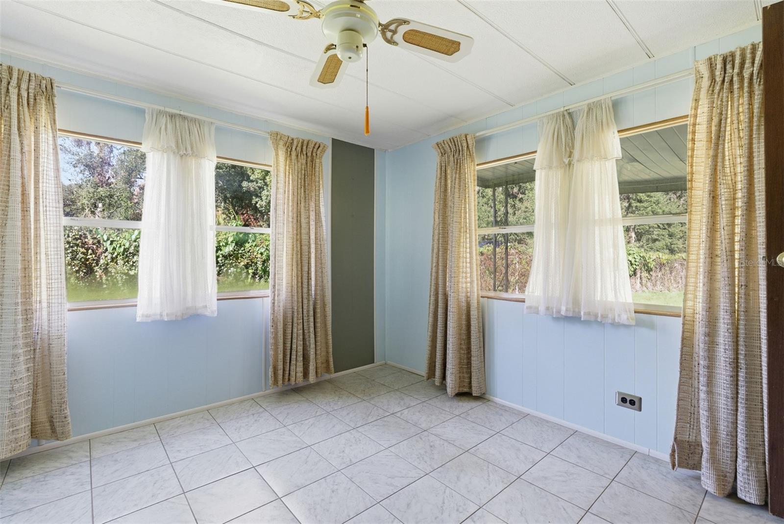 6147 RIDGEWOOD DRIVE, Zephyrhills, FL 33542