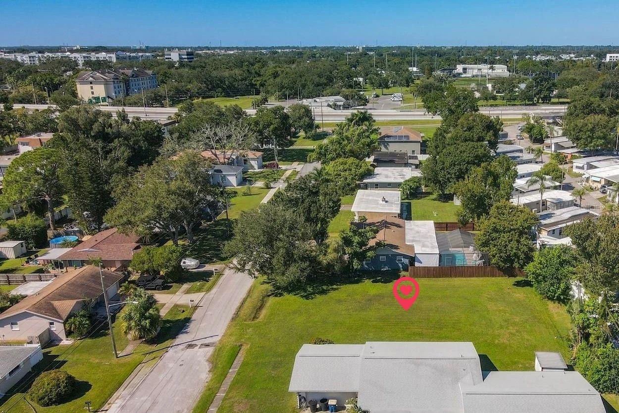 DOWNING STREET, Clearwater, FL 33759