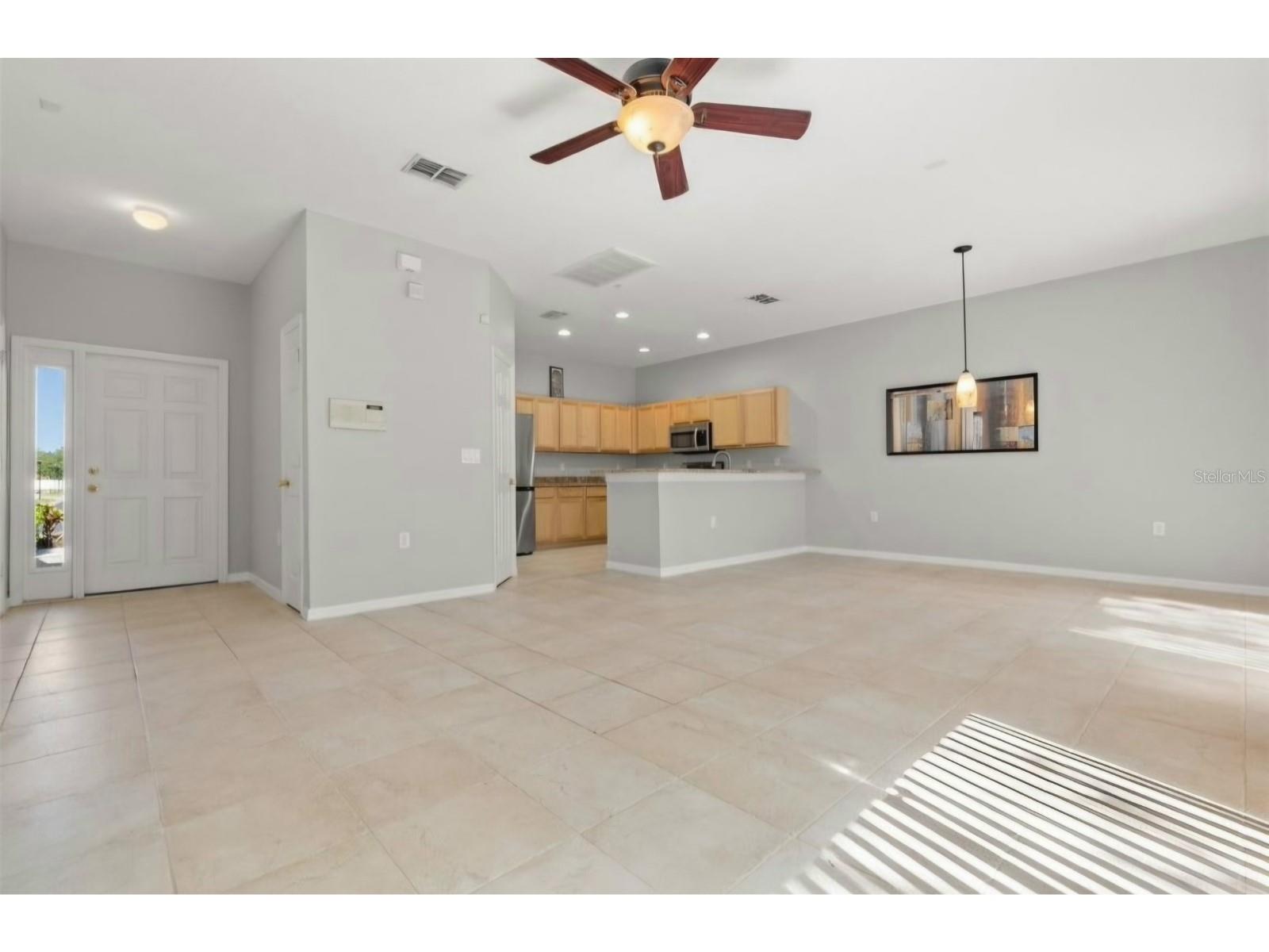 20105 WEEPING LAUREL PLACE, Tampa, FL 33647