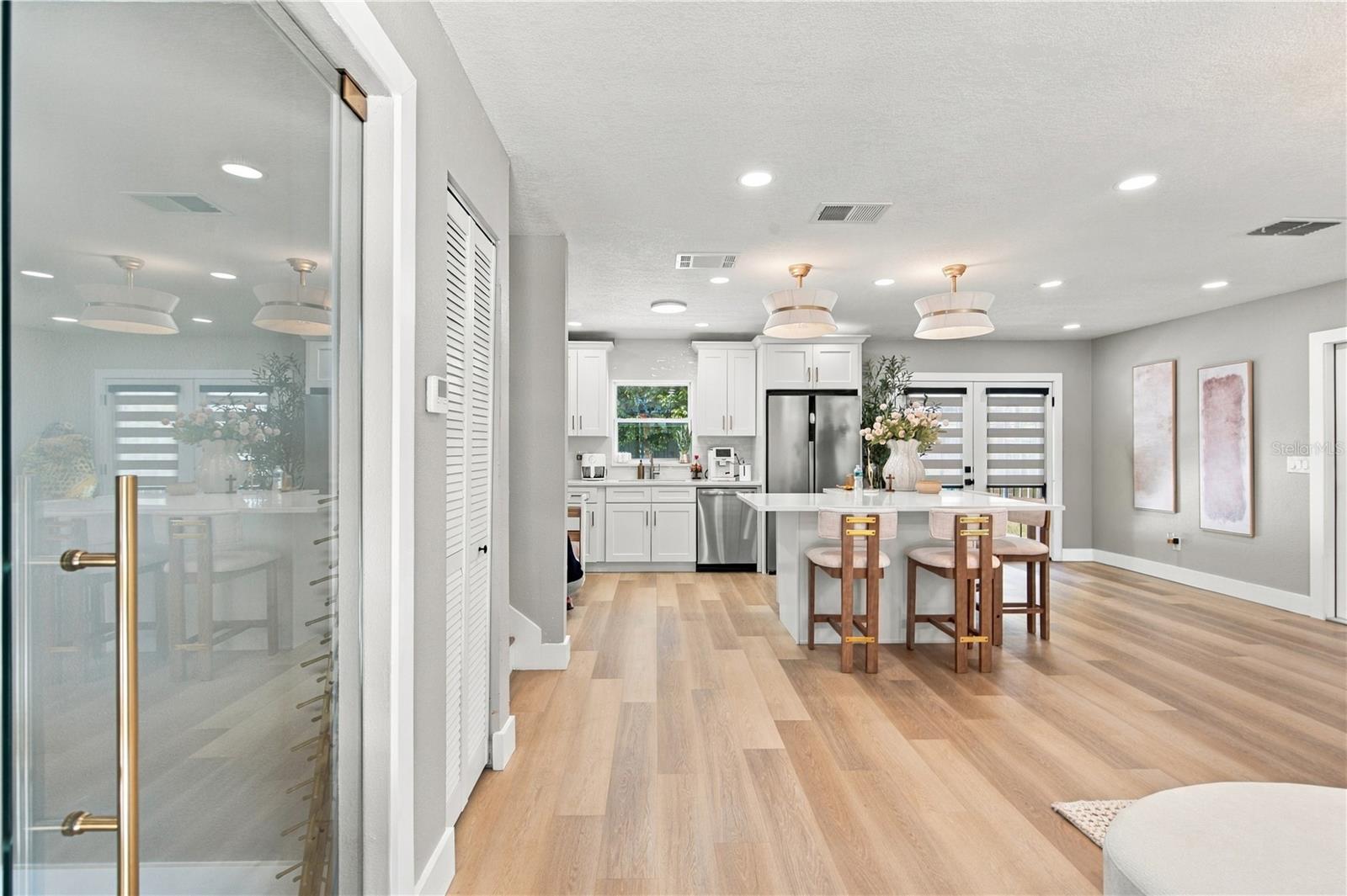 LIVING ROOM & KITCHEN