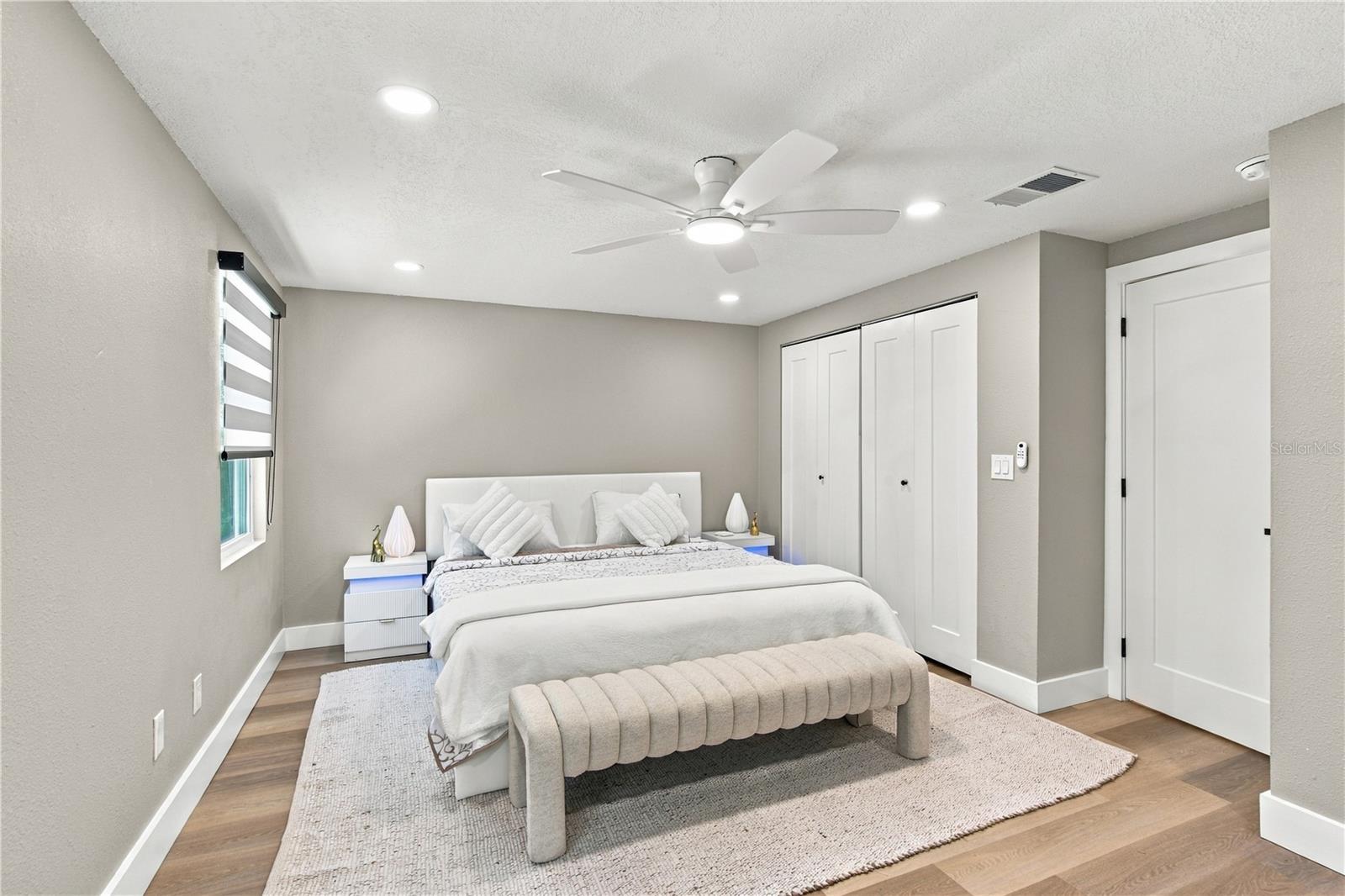 MASTER BED