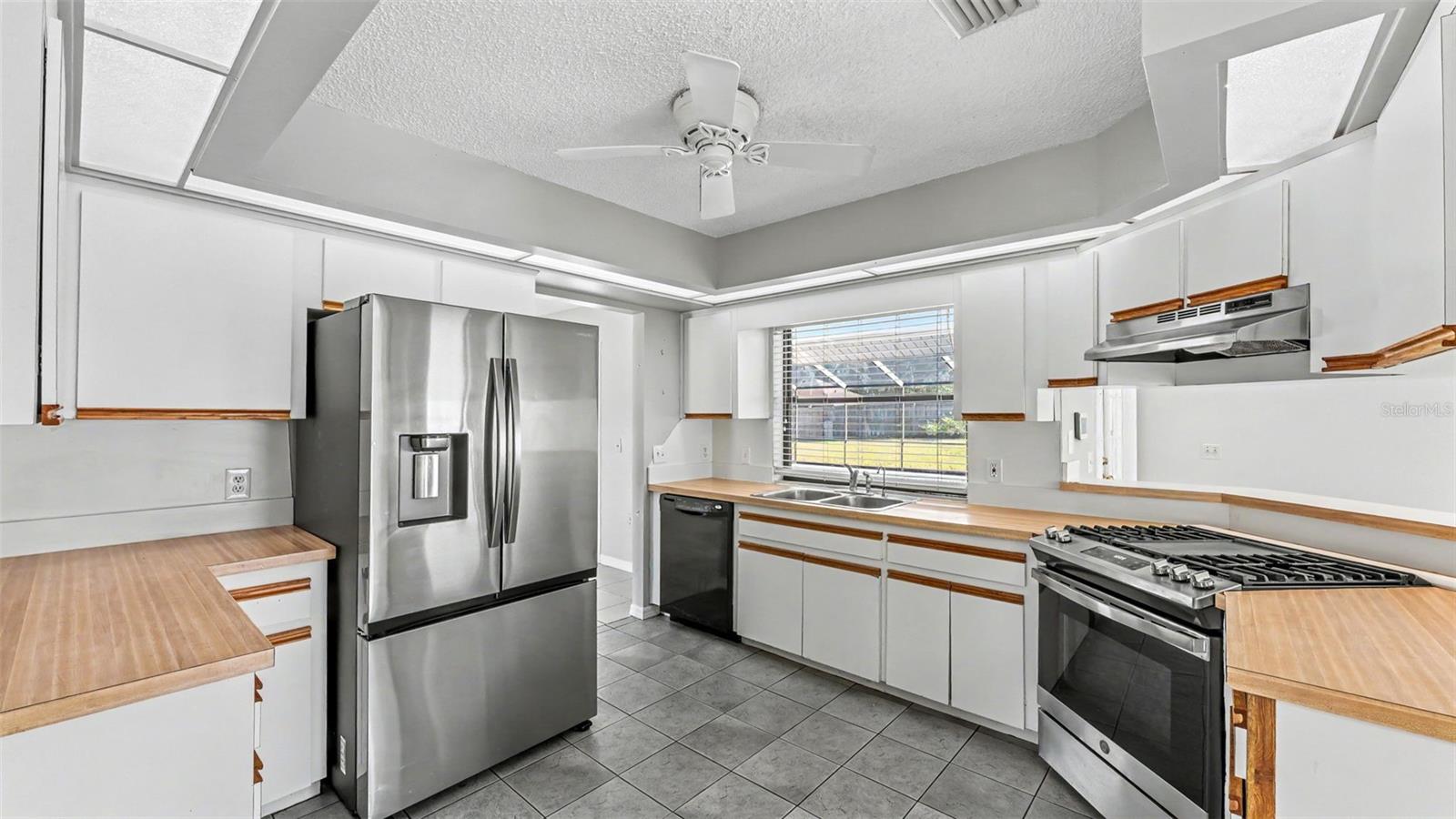 751 CEDAR KNOLL DRIVE N, Lakeland, FL 33809