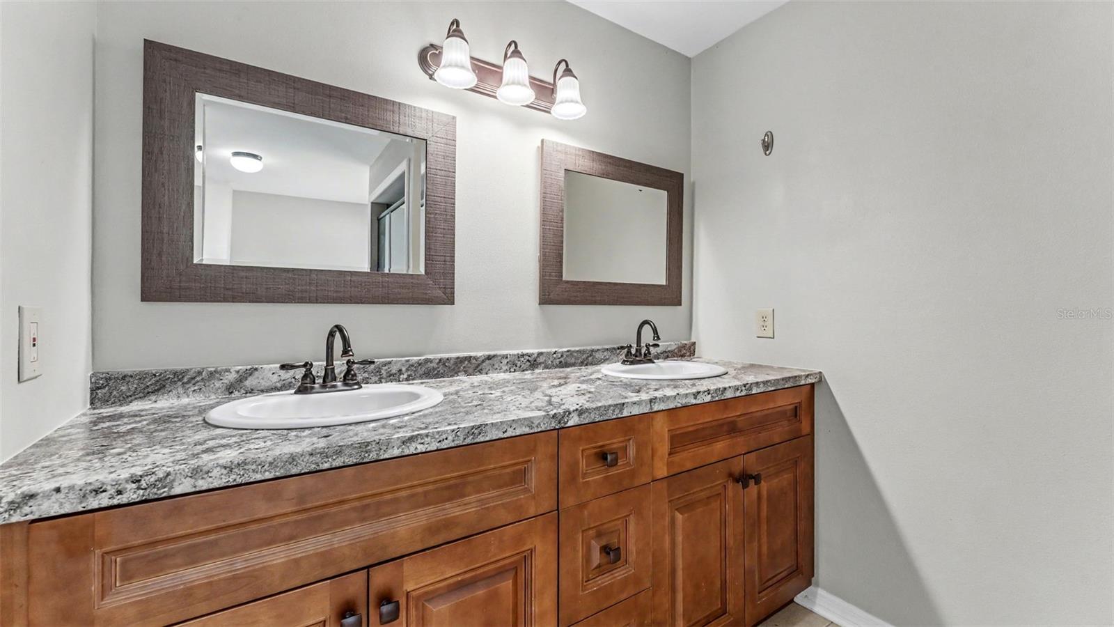 751 CEDAR KNOLL DRIVE N, Lakeland, FL 33809
