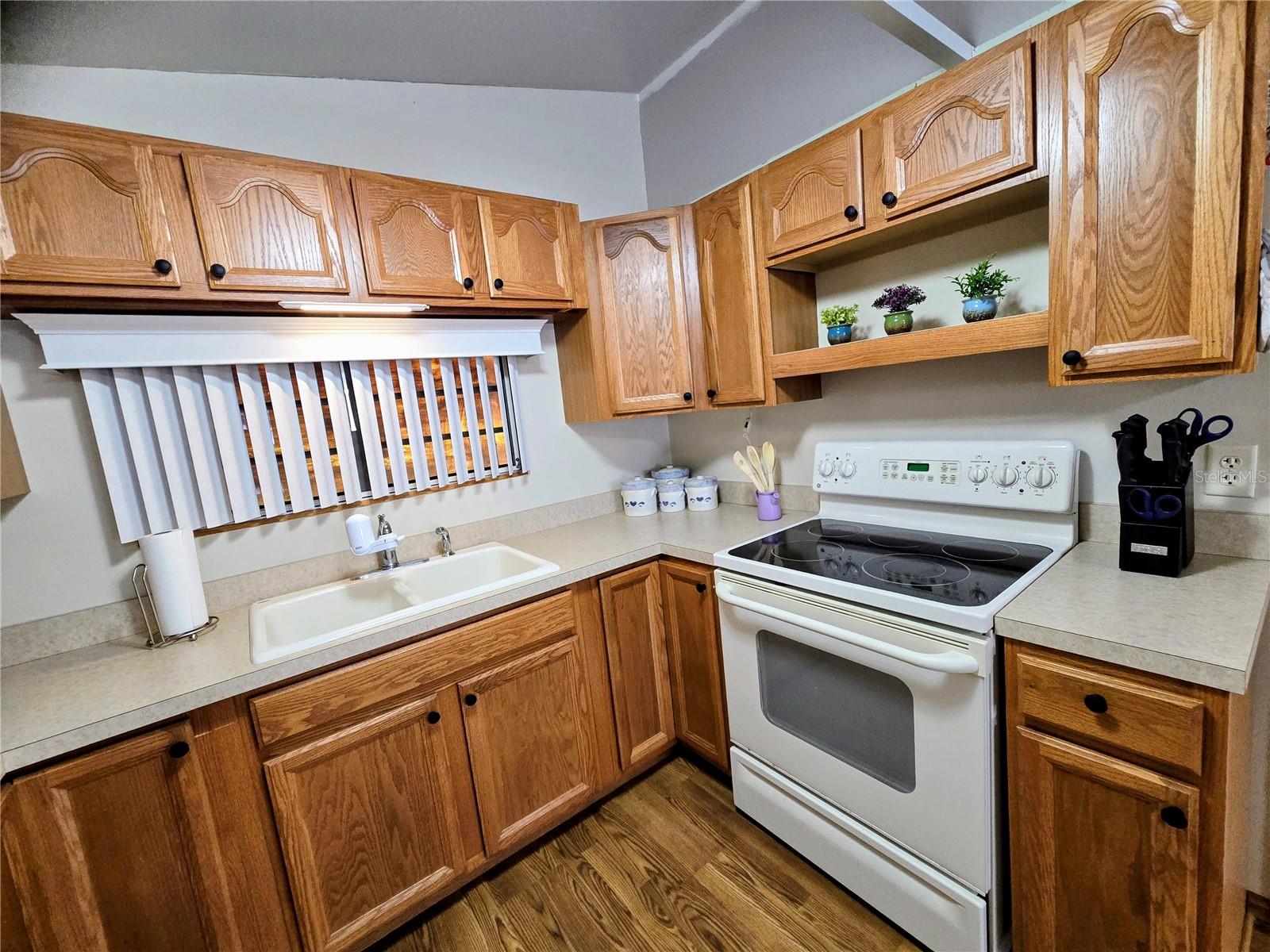 39326 HOMECREST DRIVE, Zephyrhills, FL 33542