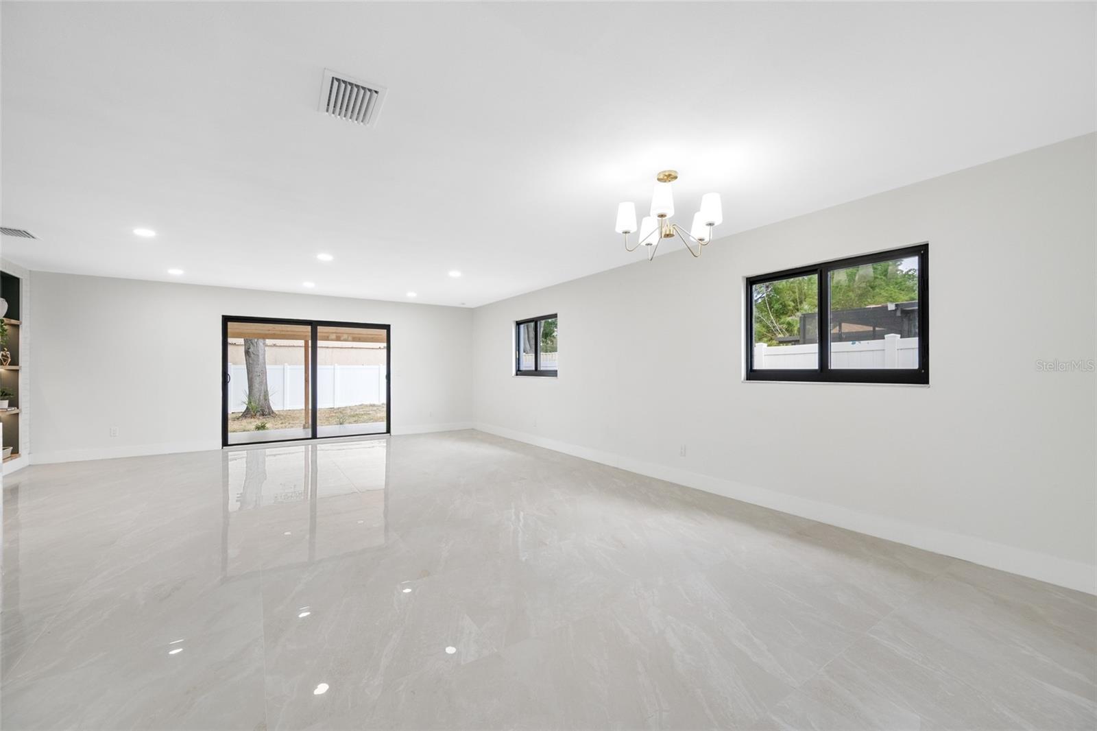 4707 W PAUL AVENUE, Tampa, FL 33611