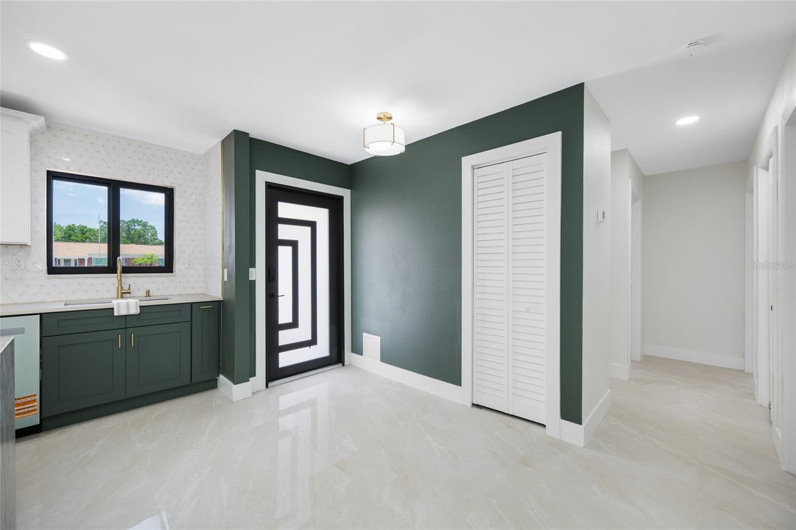 4707 W PAUL AVENUE, Tampa, FL 33611