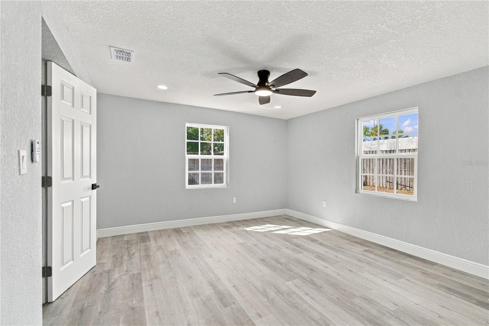4601 EASTWOOD LANE, Holiday, FL 34690