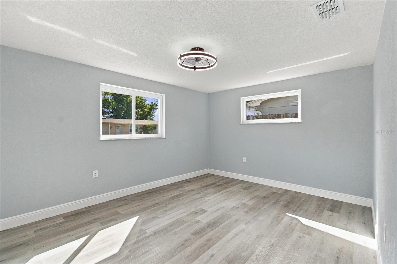 4601 EASTWOOD LANE, Holiday, FL 34690