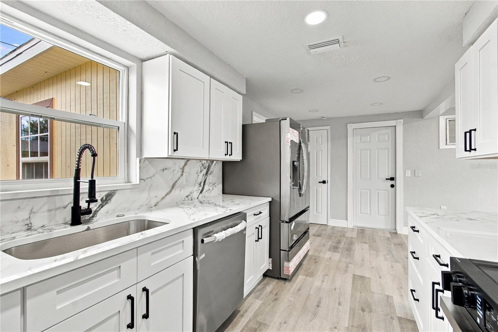 4601 EASTWOOD LANE, Holiday, FL 34690