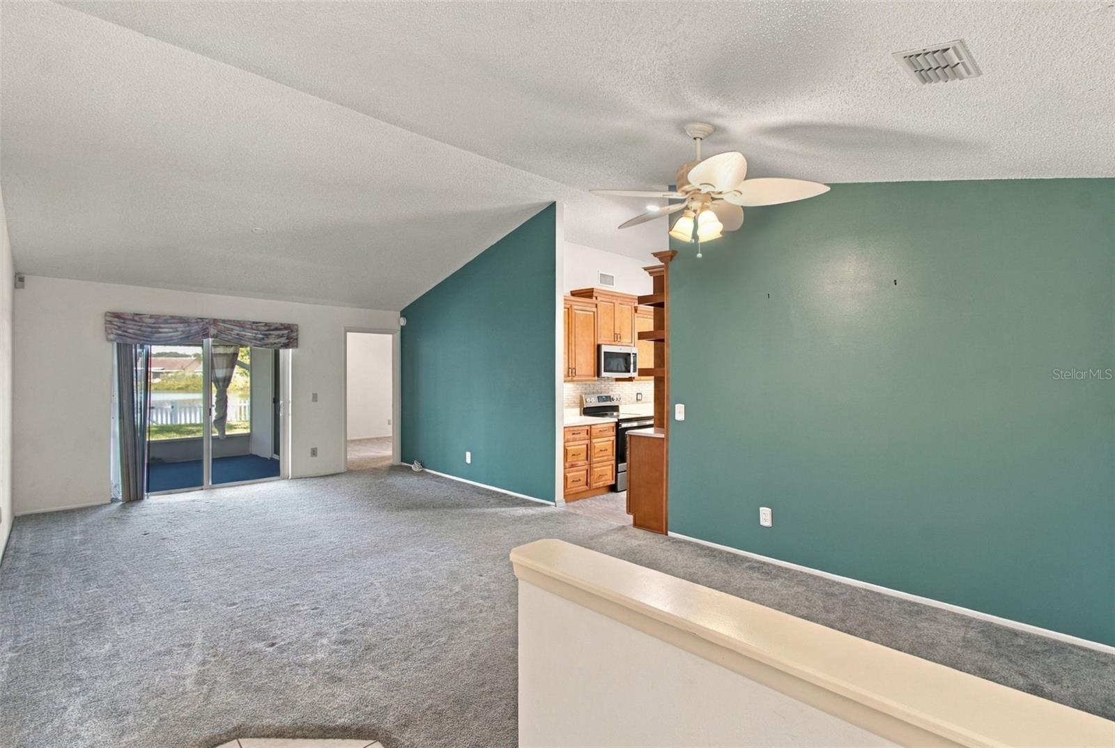 Family Room/Dining