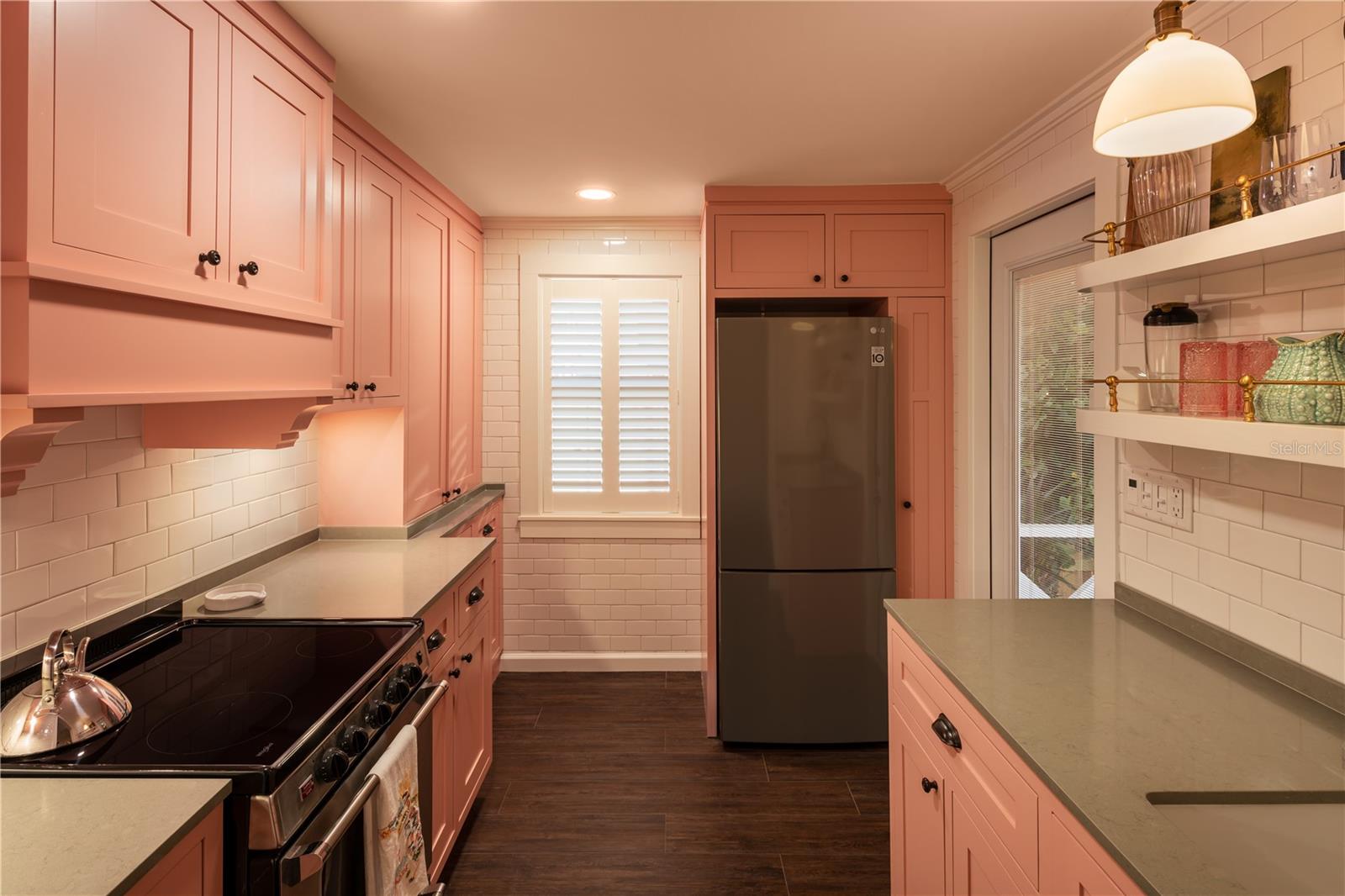 105 6TH AVENUE, St Pete Beach, FL 33706