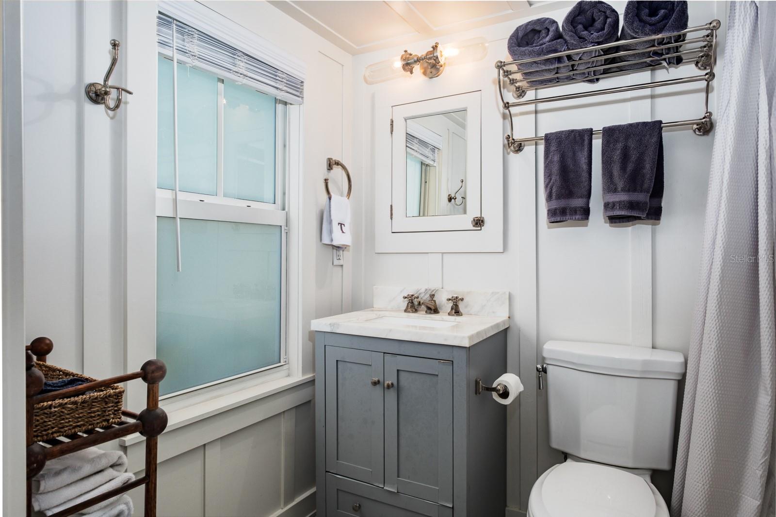 Main Cottage Bathroom