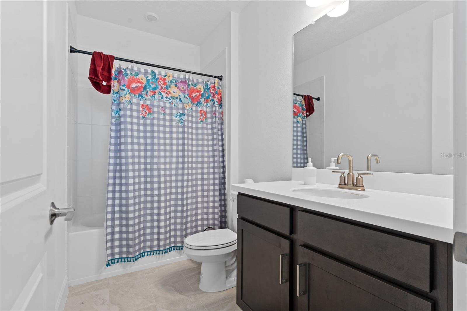 1628 LONGLINER LOOP, Wesley Chapel, FL 33543