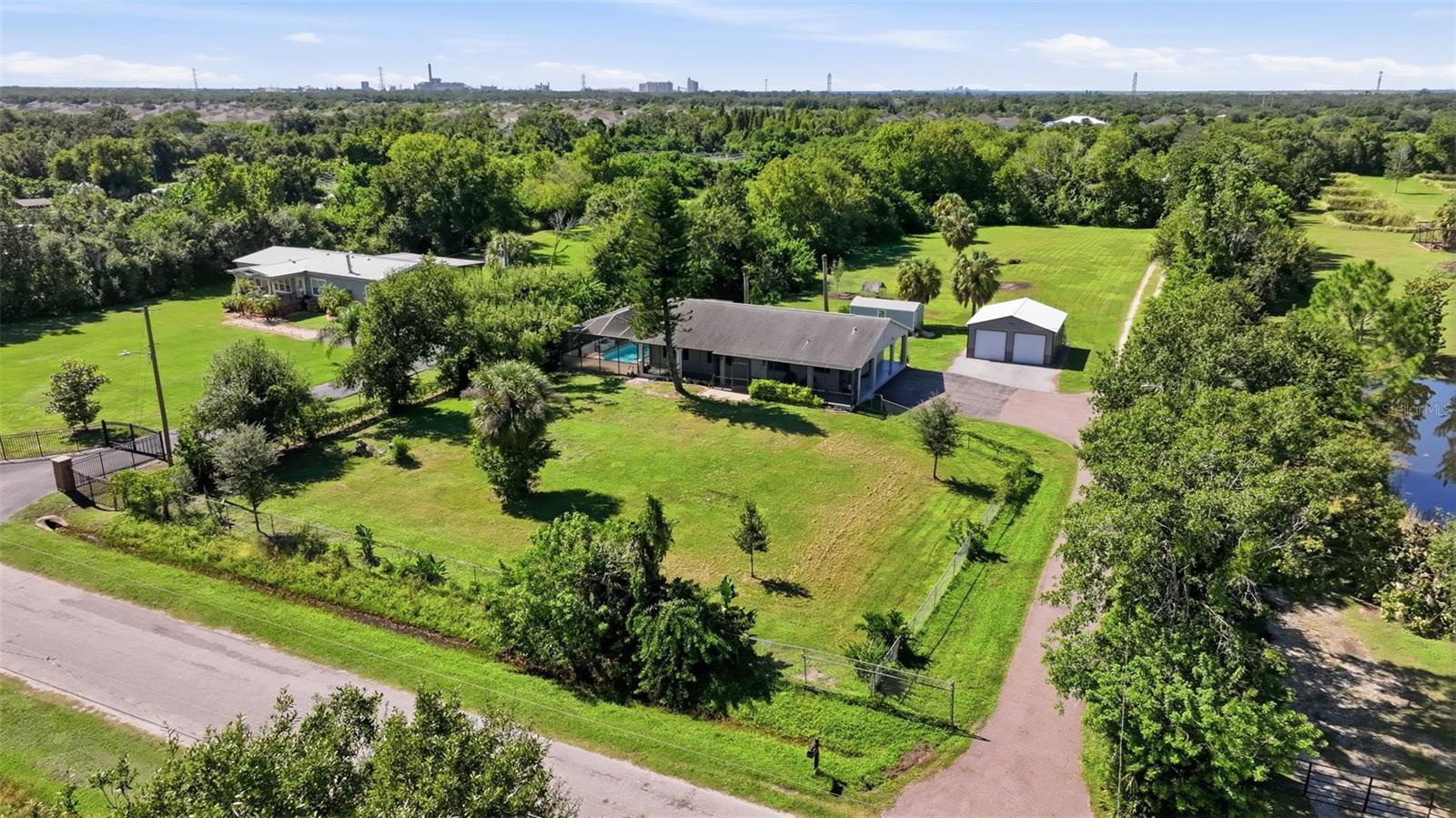 11711 MESSLER ROAD, Gibsonton, FL 33534