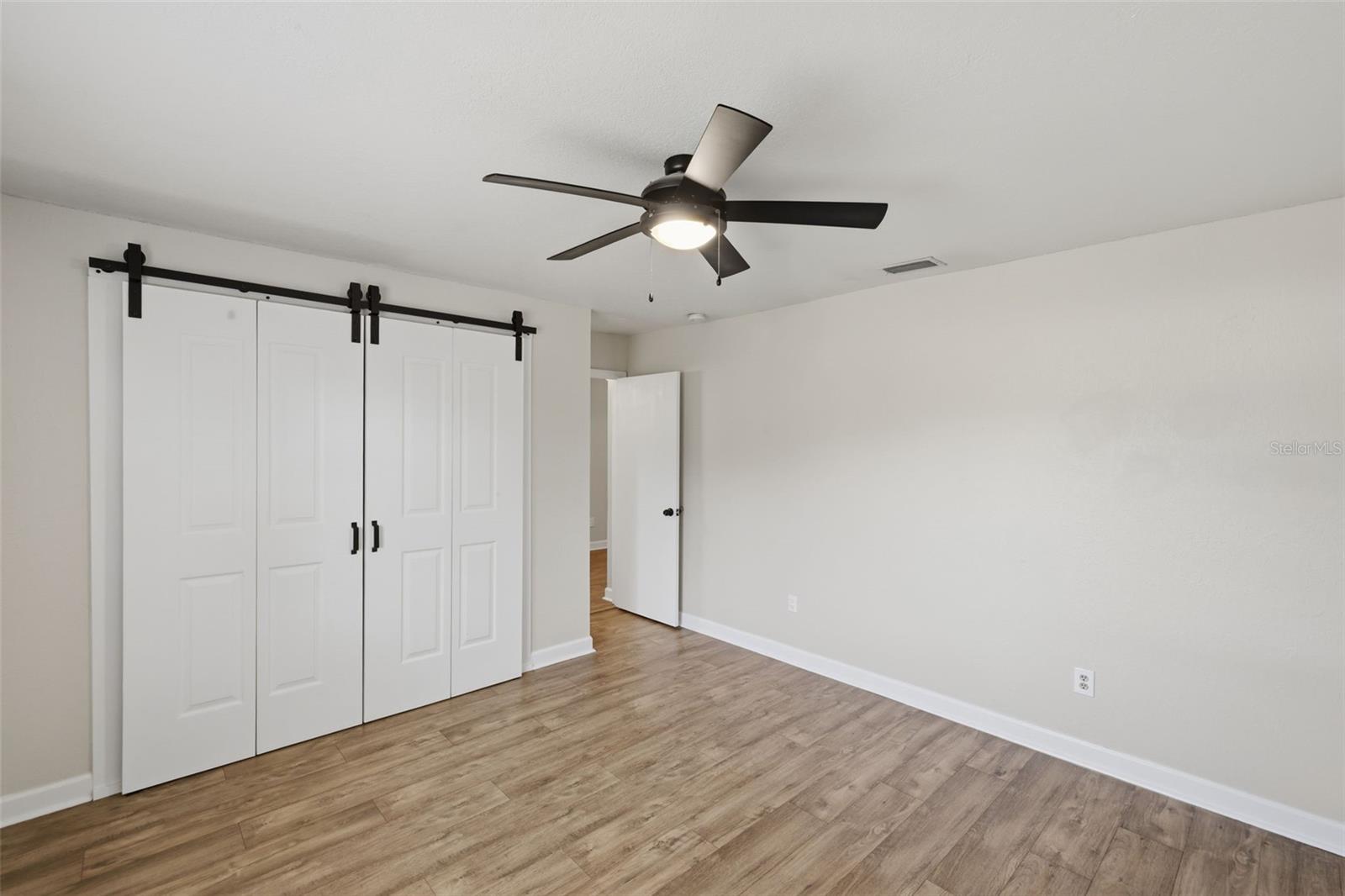 11711 MESSLER ROAD, Gibsonton, FL 33534