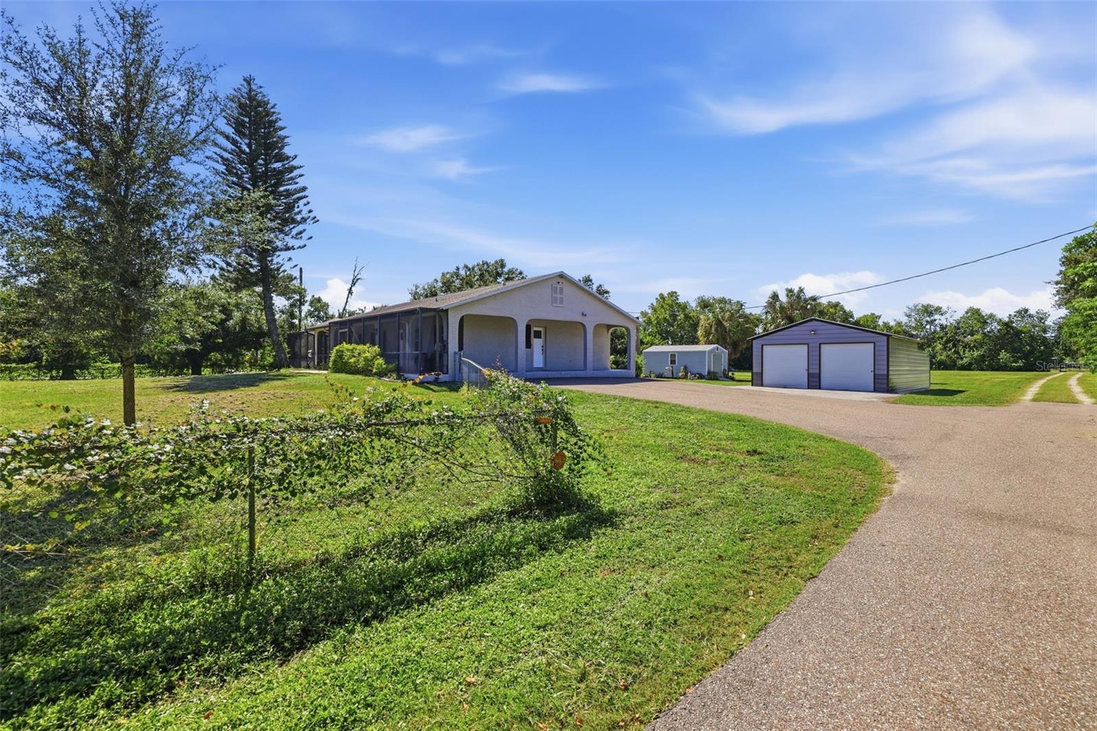 11711 MESSLER ROAD, Gibsonton, FL 33534 11711 MESSLER ROAD, Gibsonton, FL 33534