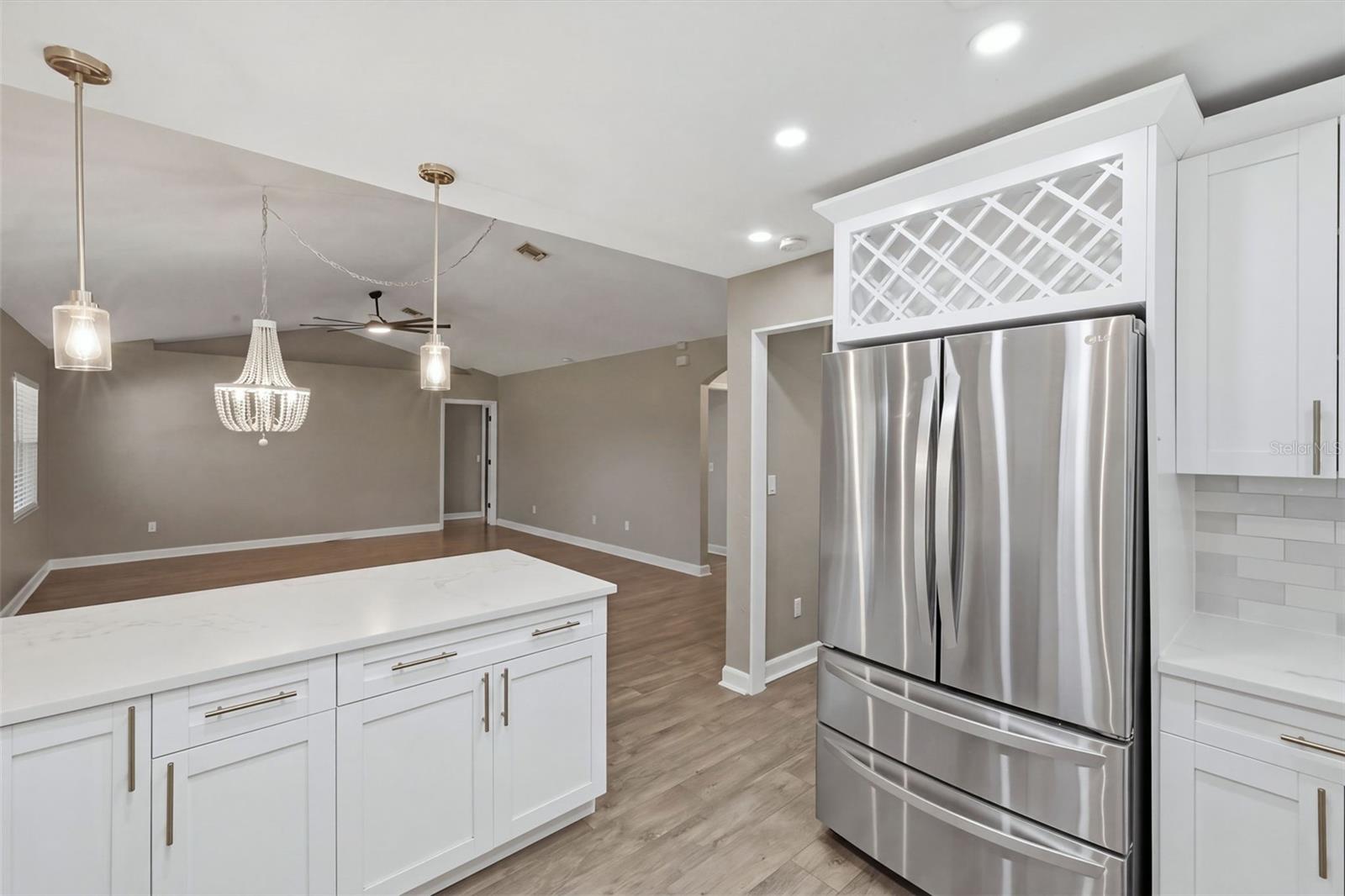 11711 MESSLER ROAD, Gibsonton, FL 33534 11711 MESSLER ROAD, Gibsonton, FL 33534