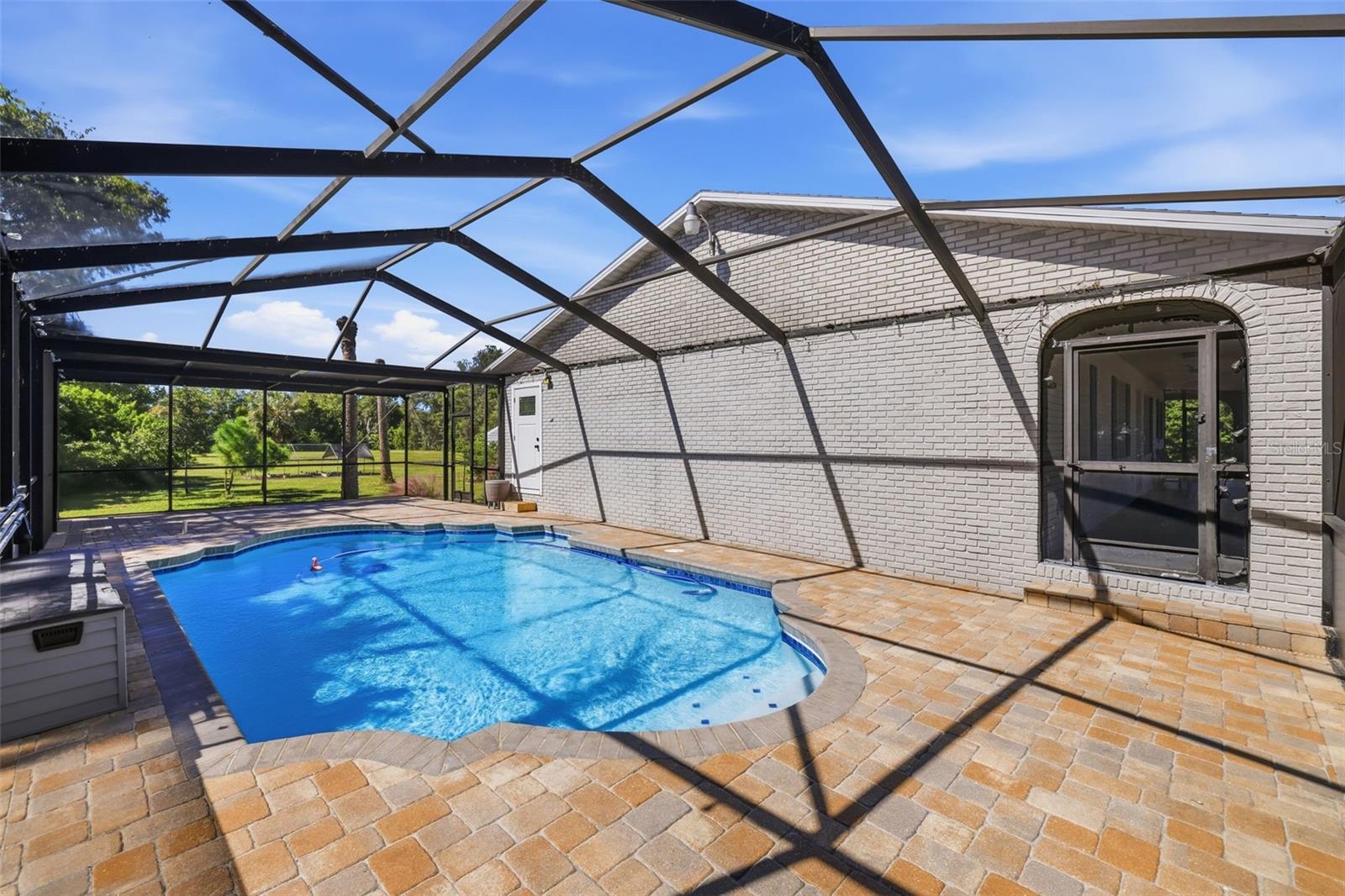 11711 MESSLER ROAD, Gibsonton, FL 33534