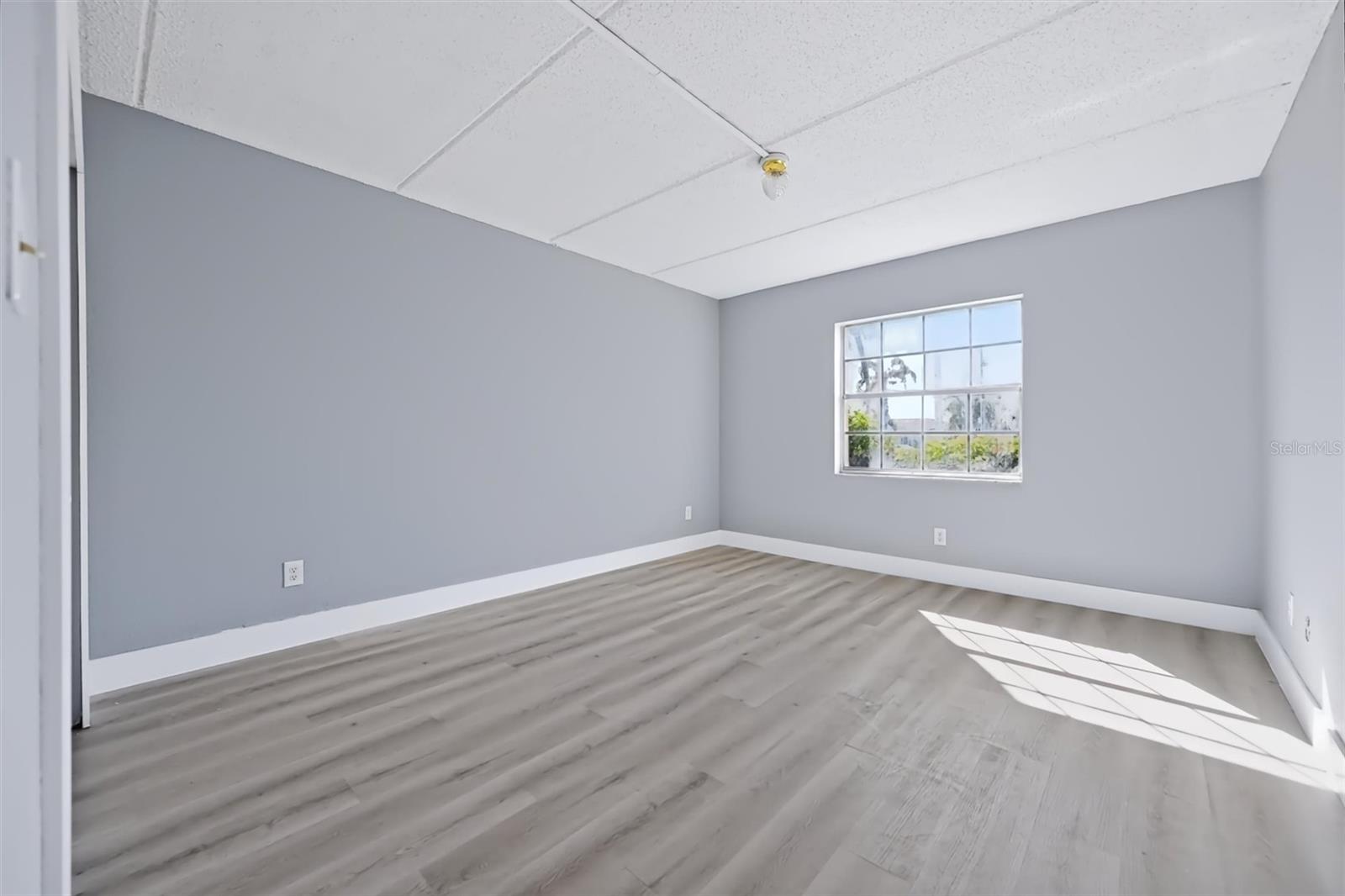 10365 PARADISE BOULEVARD, #5, Treasure Island, FL 33706