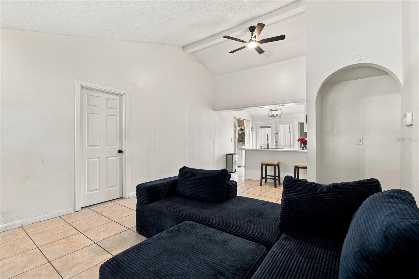 10118 WHEATLEY HILLS COURT, Tampa, FL 33615