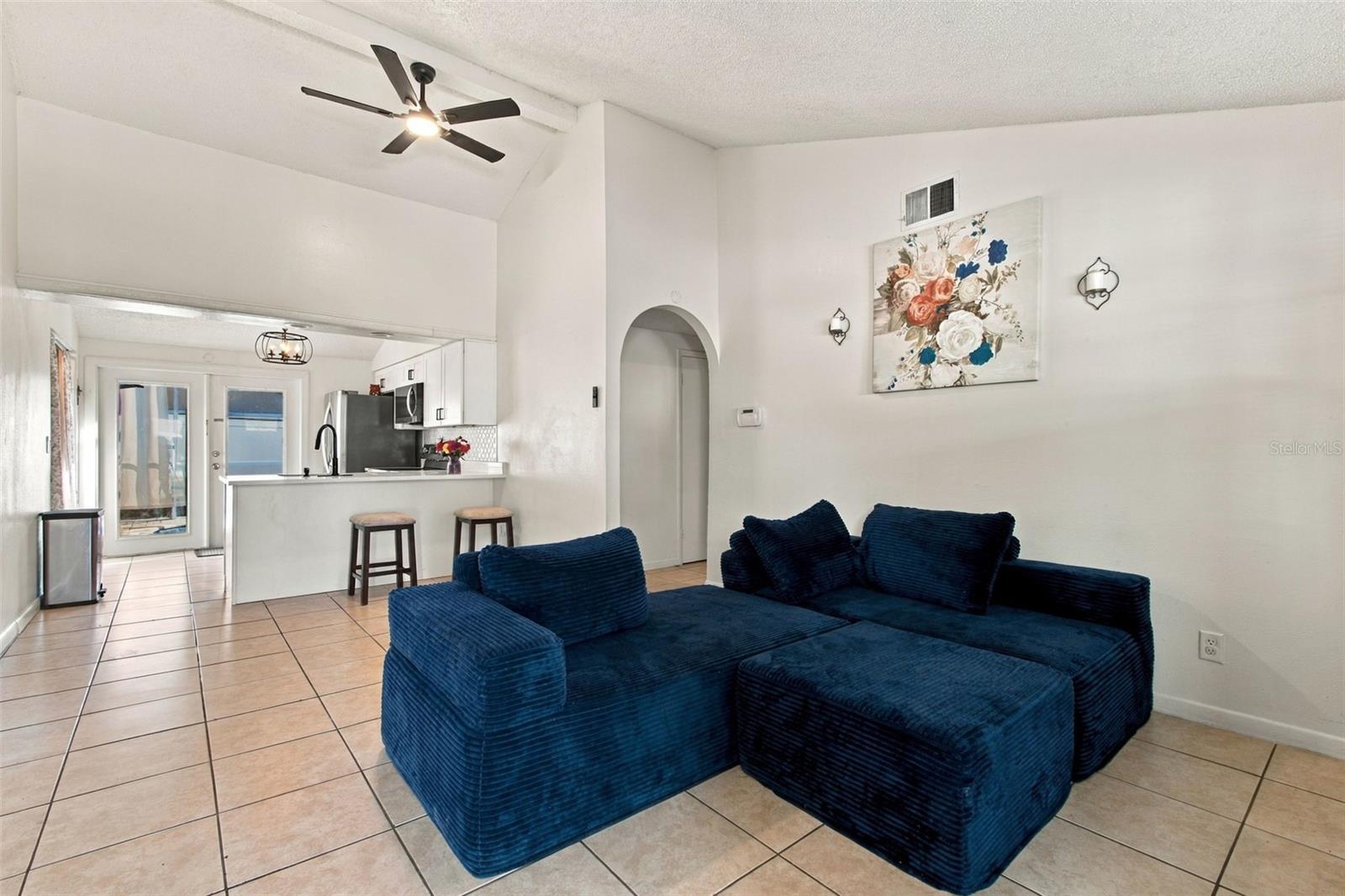 10118 WHEATLEY HILLS COURT, Tampa, FL 33615