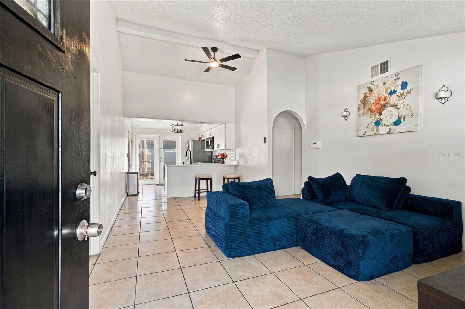 10118 WHEATLEY HILLS COURT, Tampa, FL 33615