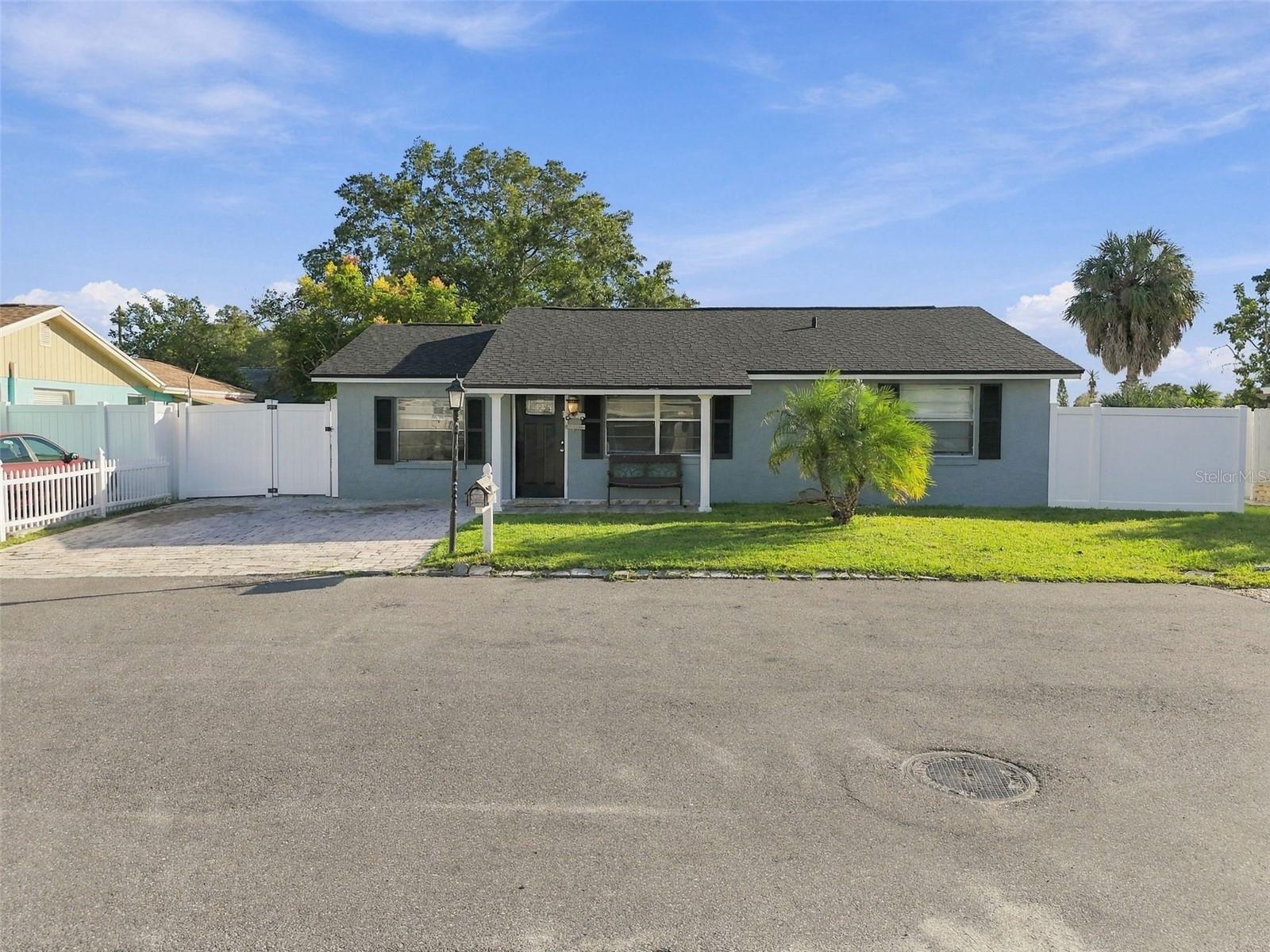 10118 WHEATLEY HILLS COURT, Tampa, FL 33615