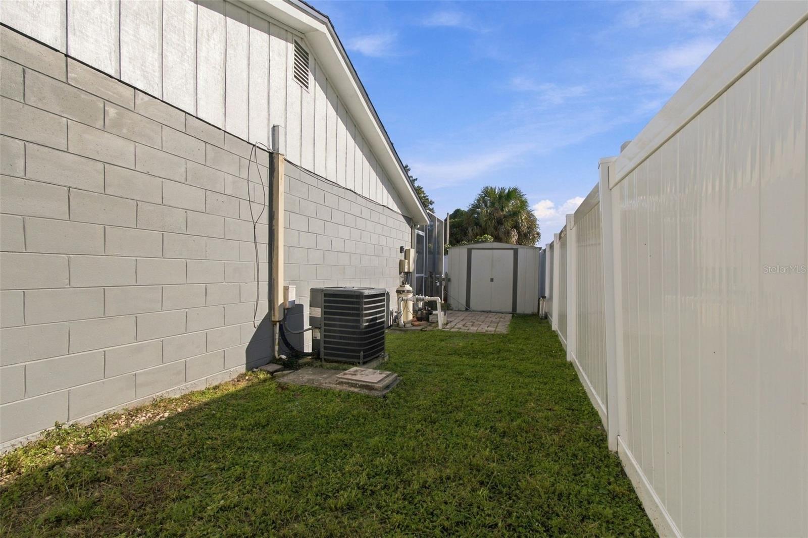 10118 WHEATLEY HILLS COURT, Tampa, FL 33615