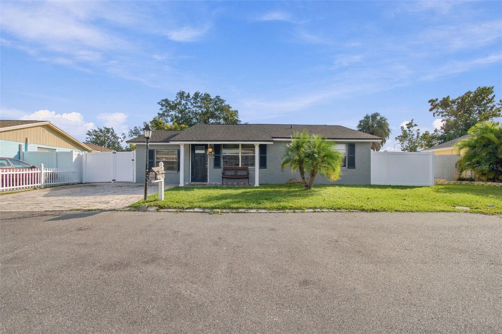 10118 WHEATLEY HILLS COURT, Tampa, FL 33615 10118 WHEATLEY HILLS COURT, Tampa, FL 33615