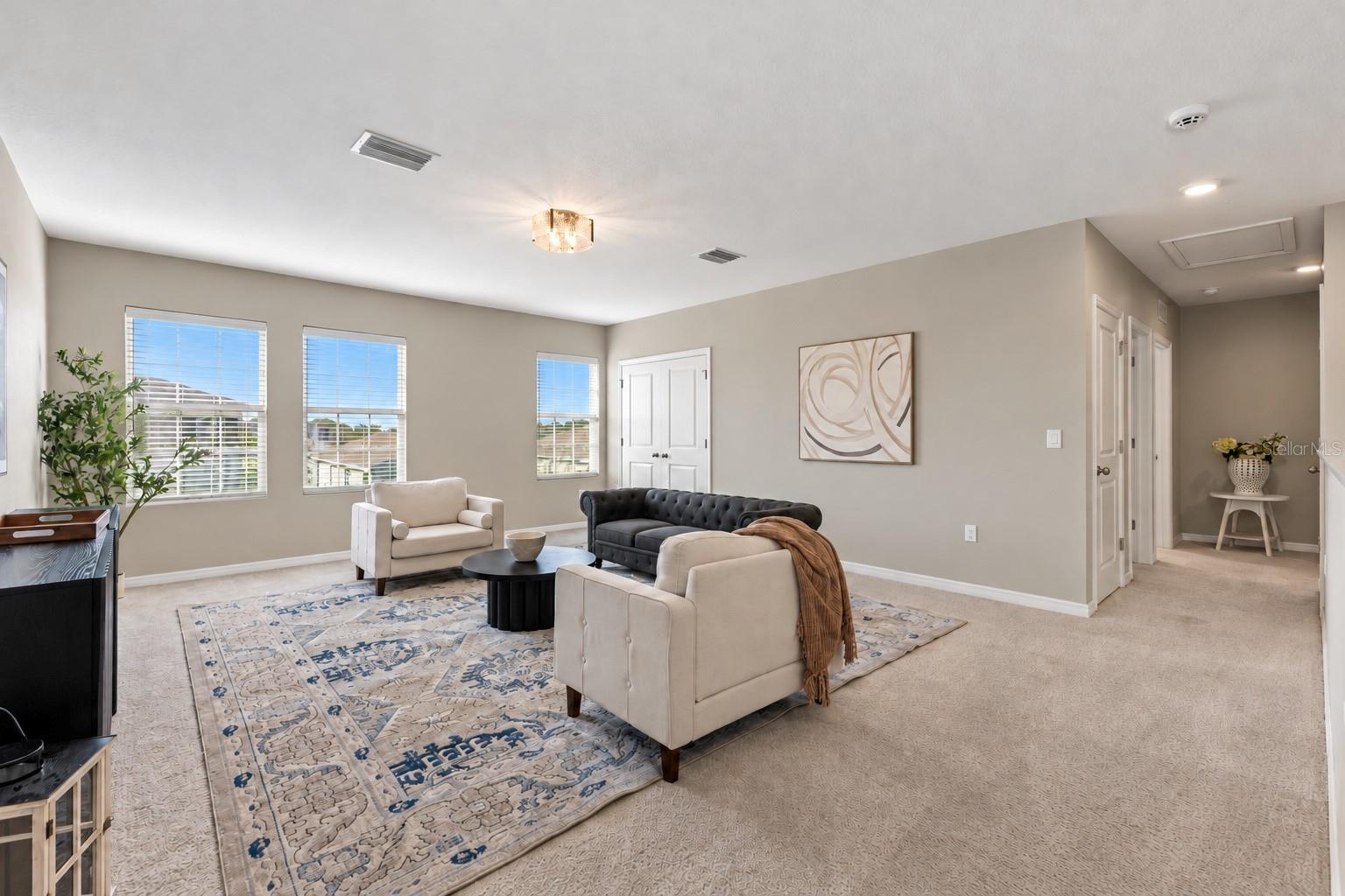 Upstairs loft and bedroom hall - 5126 Jackel Chase Dr, Wimauma
