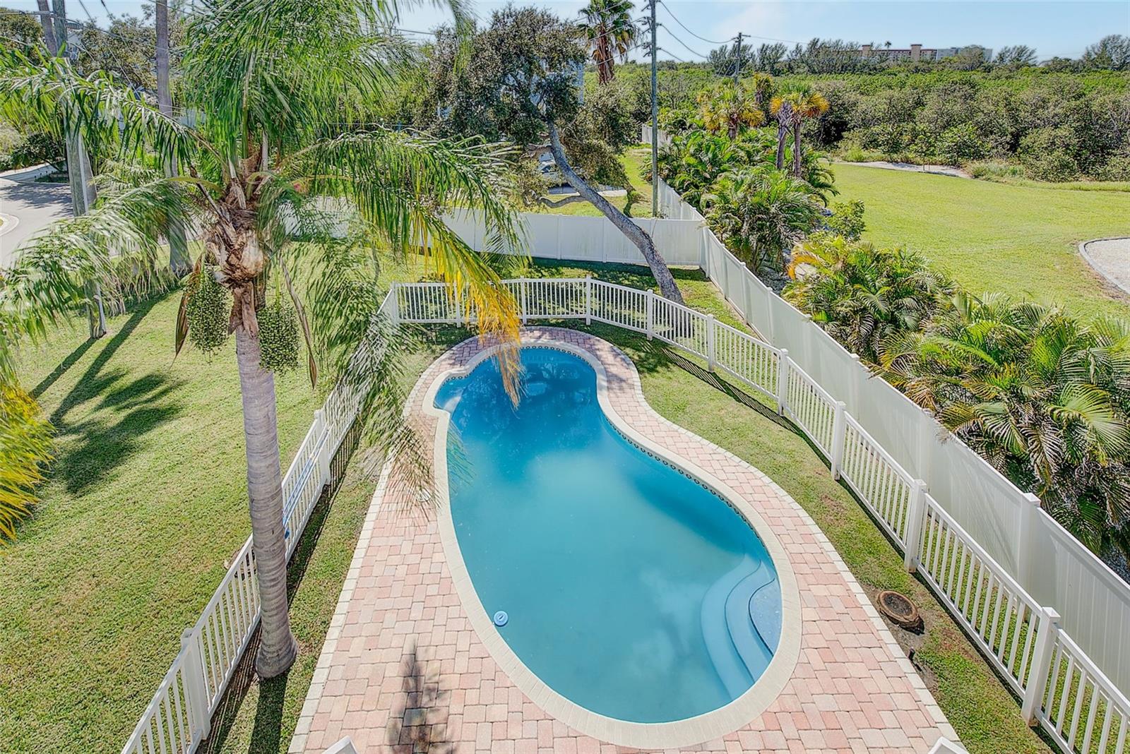7400 140TH STREET, Seminole, FL 33776