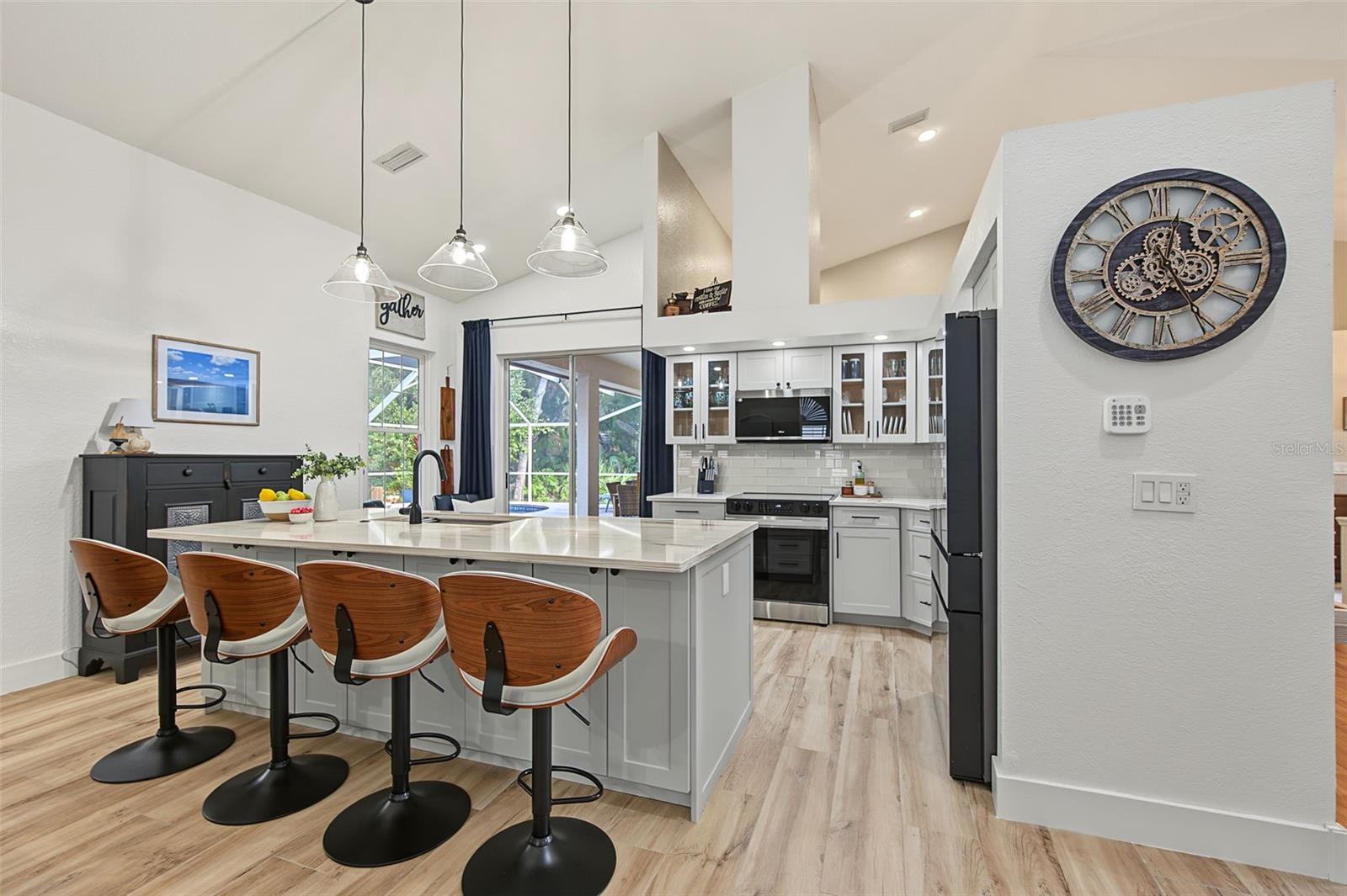 1829 FOXBORO COURT, Oldsmar, FL 34677