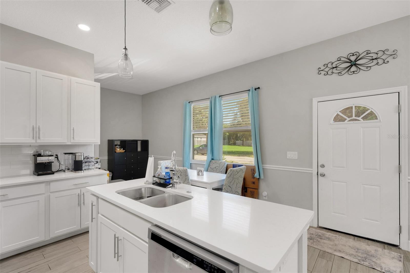1615 WILMAR AVENUE, Tarpon Springs, FL 34689