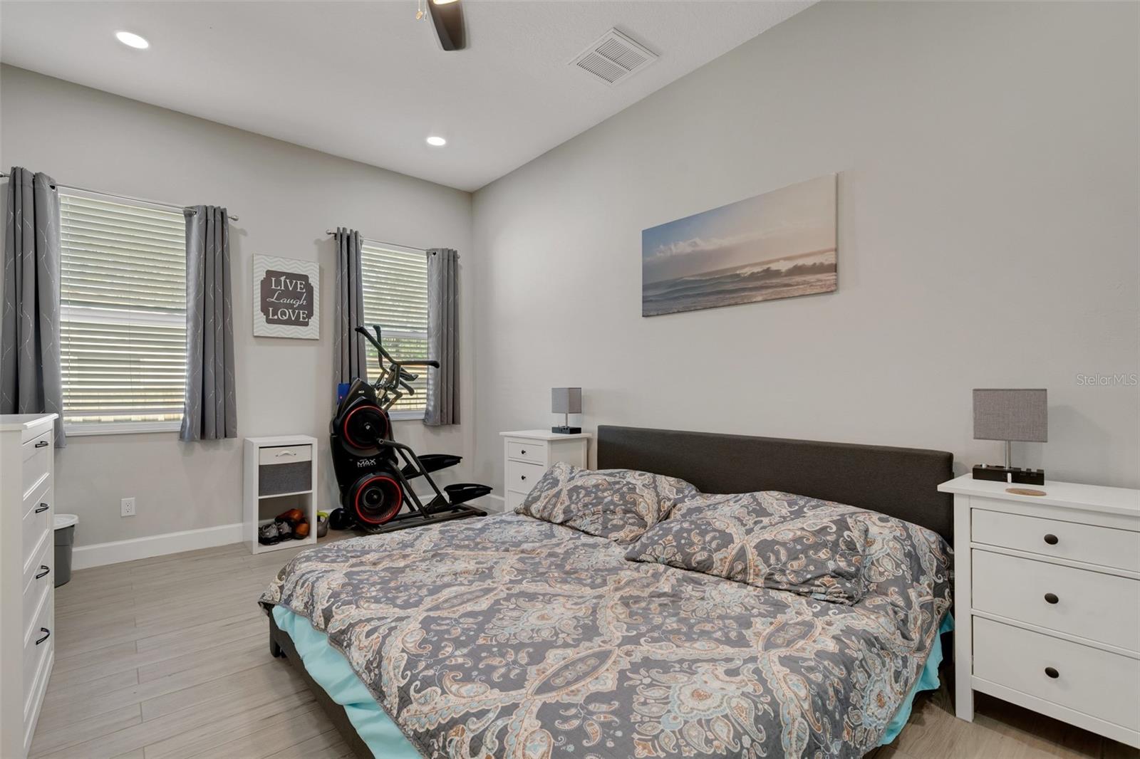 1615 WILMAR AVENUE, Tarpon Springs, FL 34689