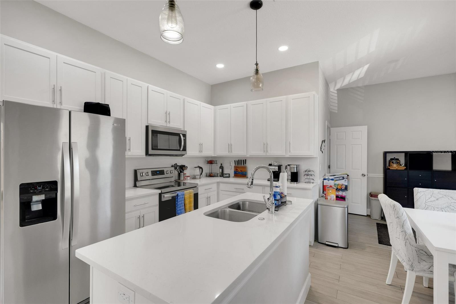 1615 WILMAR AVENUE, Tarpon Springs, FL 34689