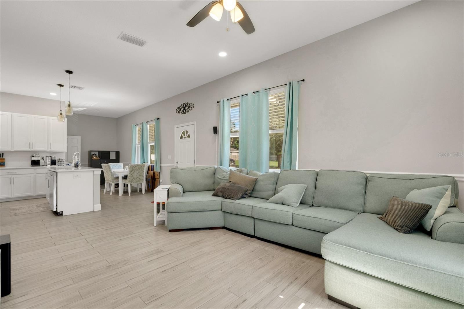 1615 WILMAR AVENUE, Tarpon Springs, FL 34689