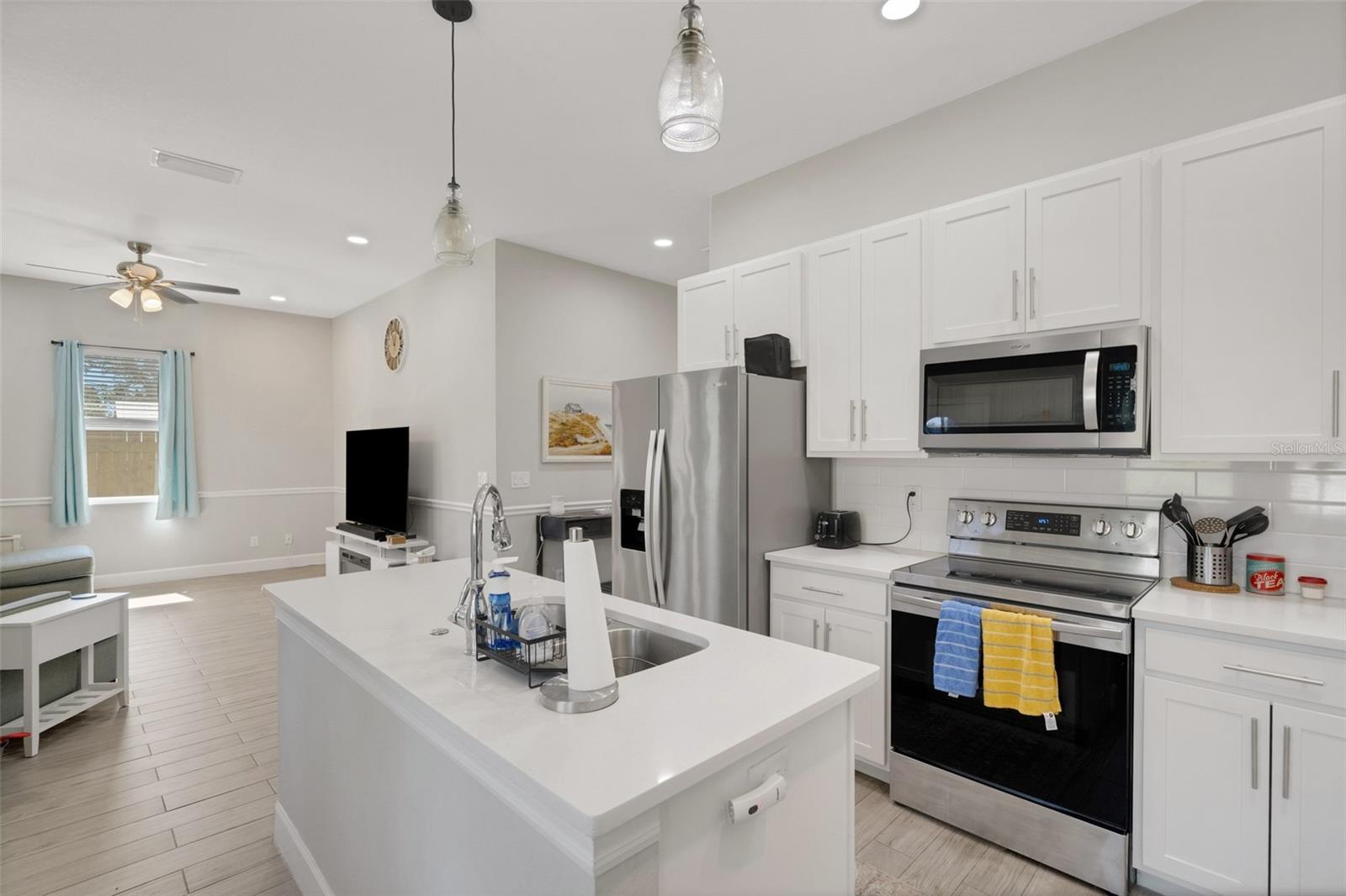 1615 WILMAR AVENUE, Tarpon Springs, FL 34689