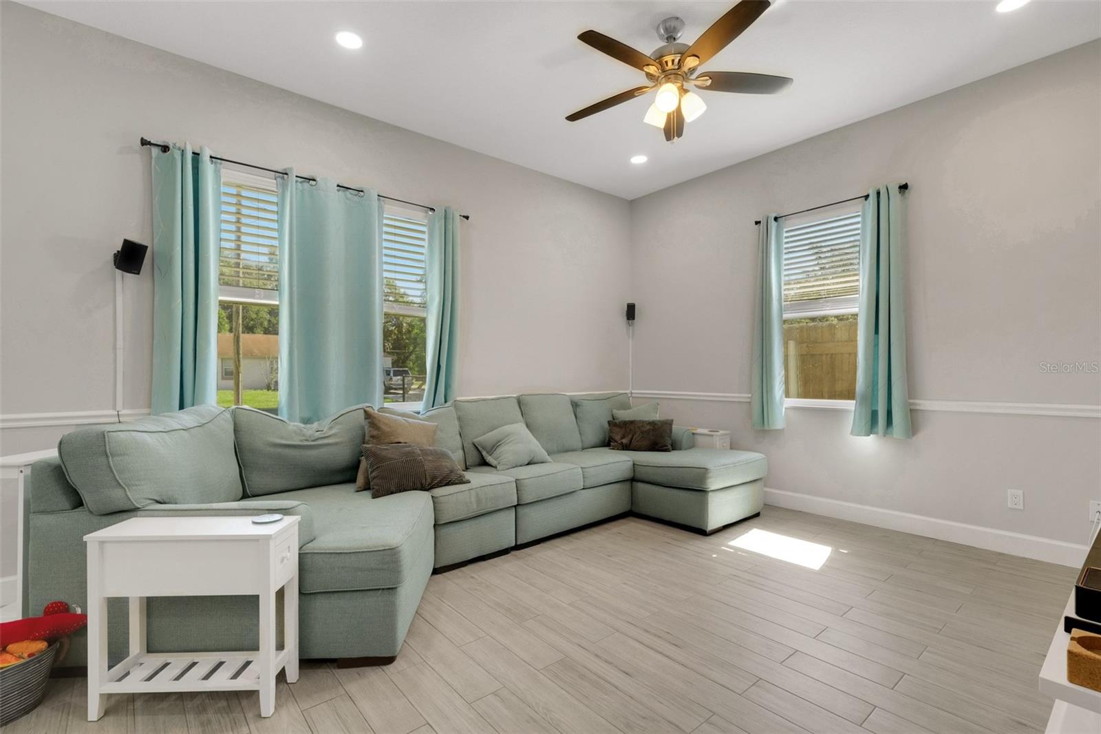 1615 WILMAR AVENUE, Tarpon Springs, FL 34689