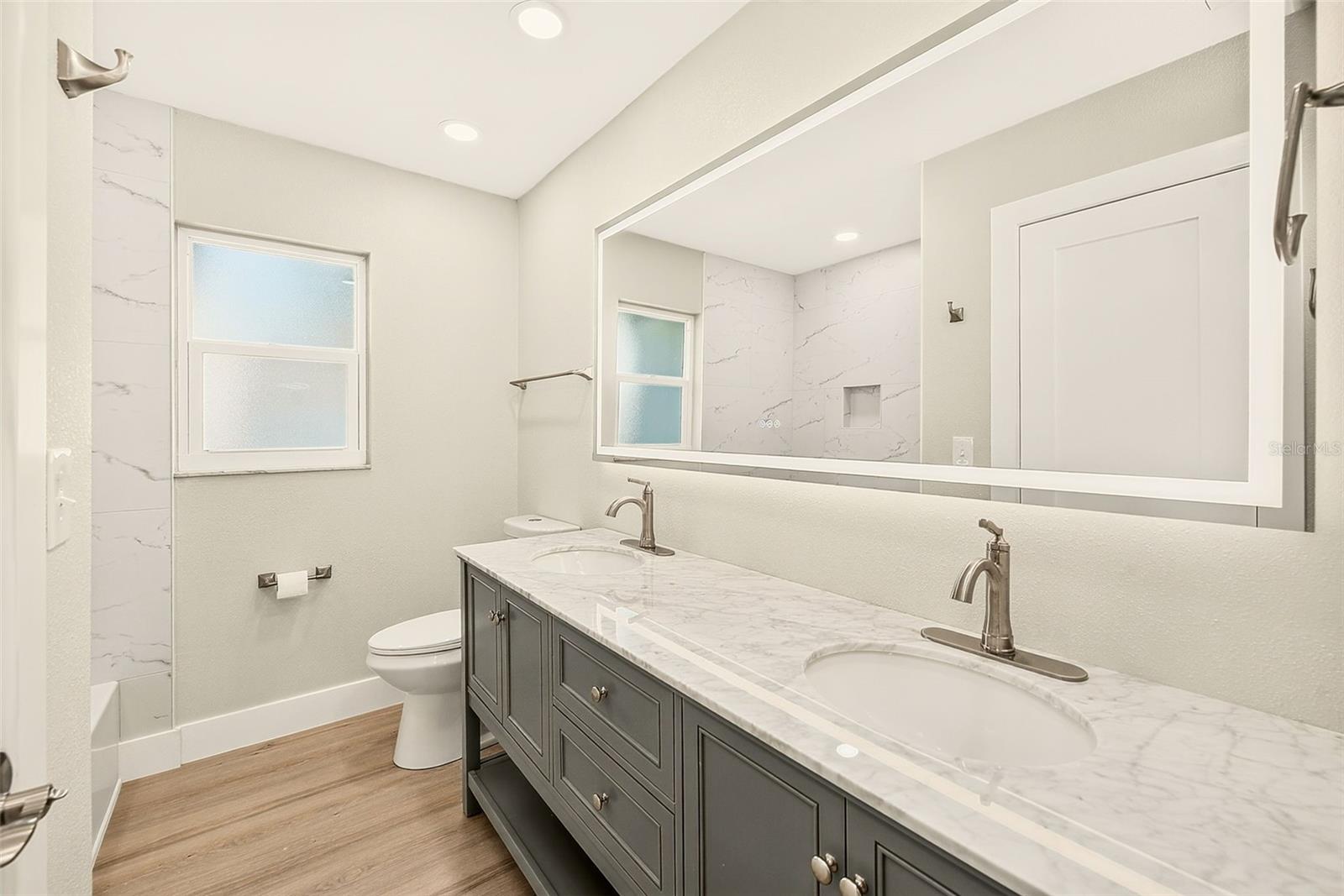 1902 42ND STREET W, Bradenton, FL 34205