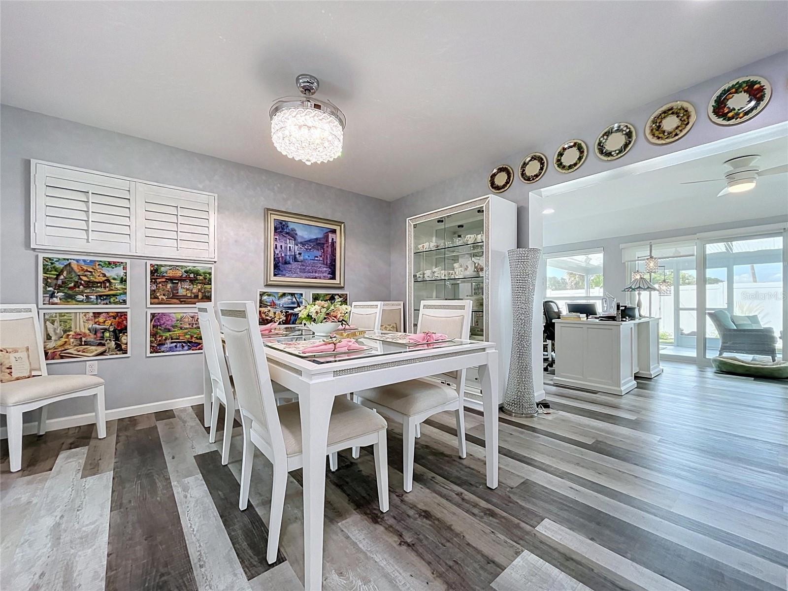 621 OAKMONT AVENUE, Sun City Center, FL 33573
