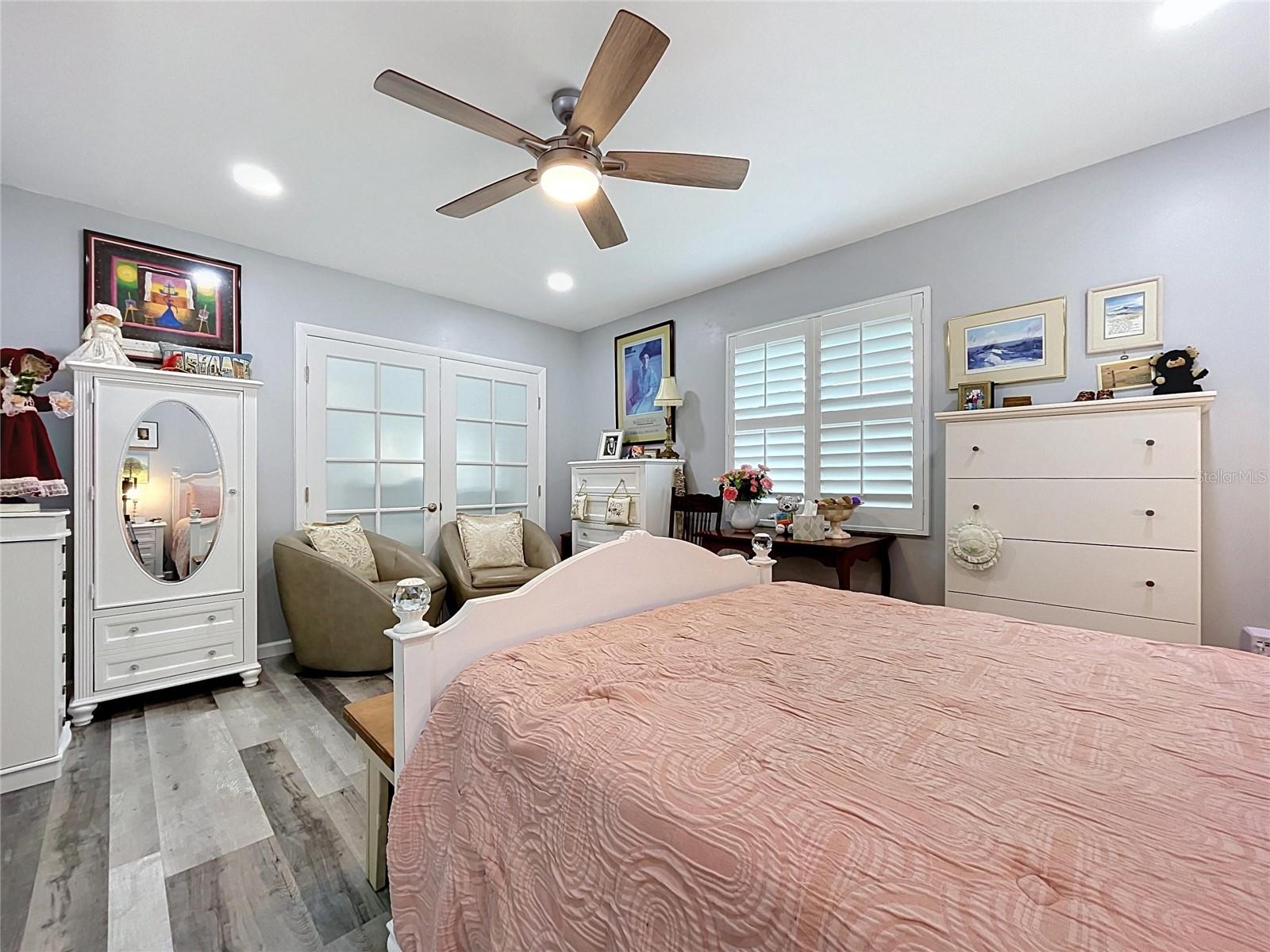621 OAKMONT AVENUE, Sun City Center, FL 33573