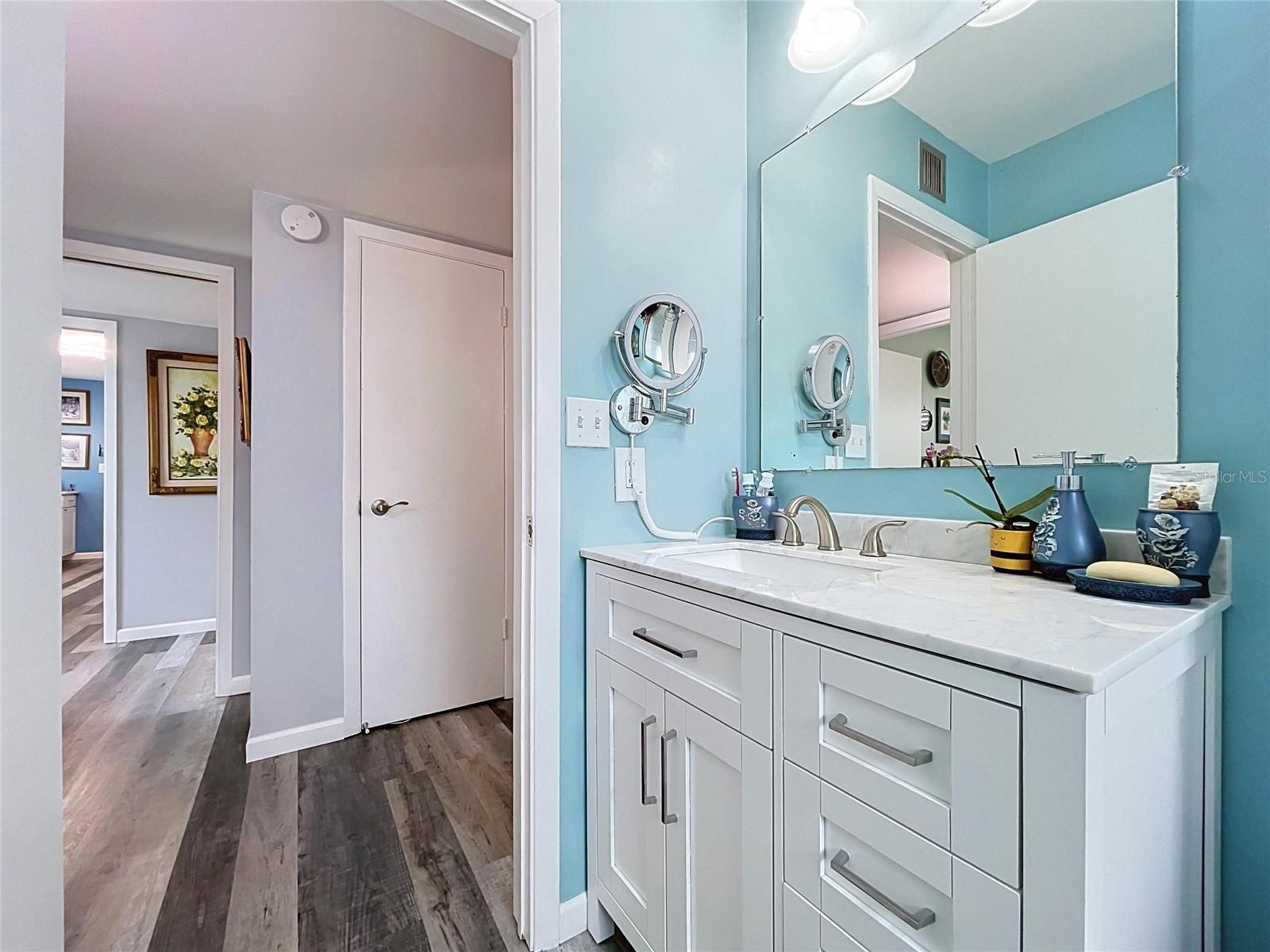 621 OAKMONT AVENUE, Sun City Center, FL 33573