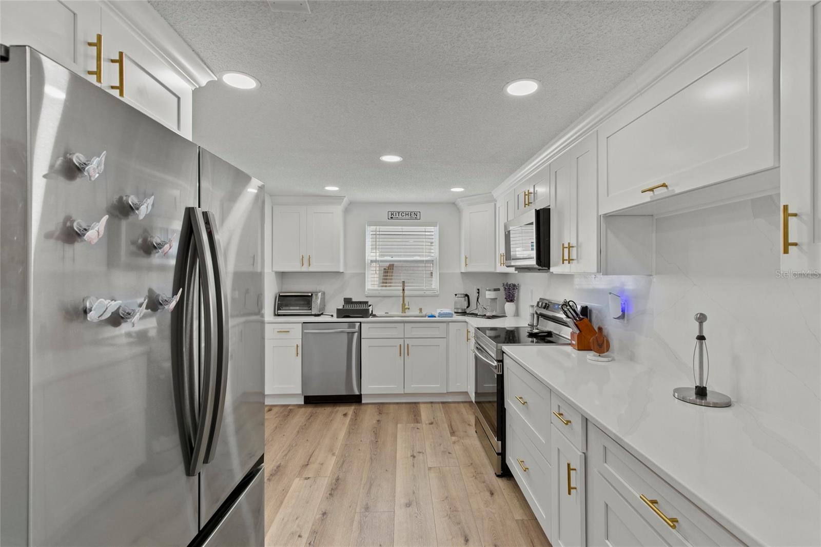 1752 FAIRFIELD STREET, Holiday, FL 34691