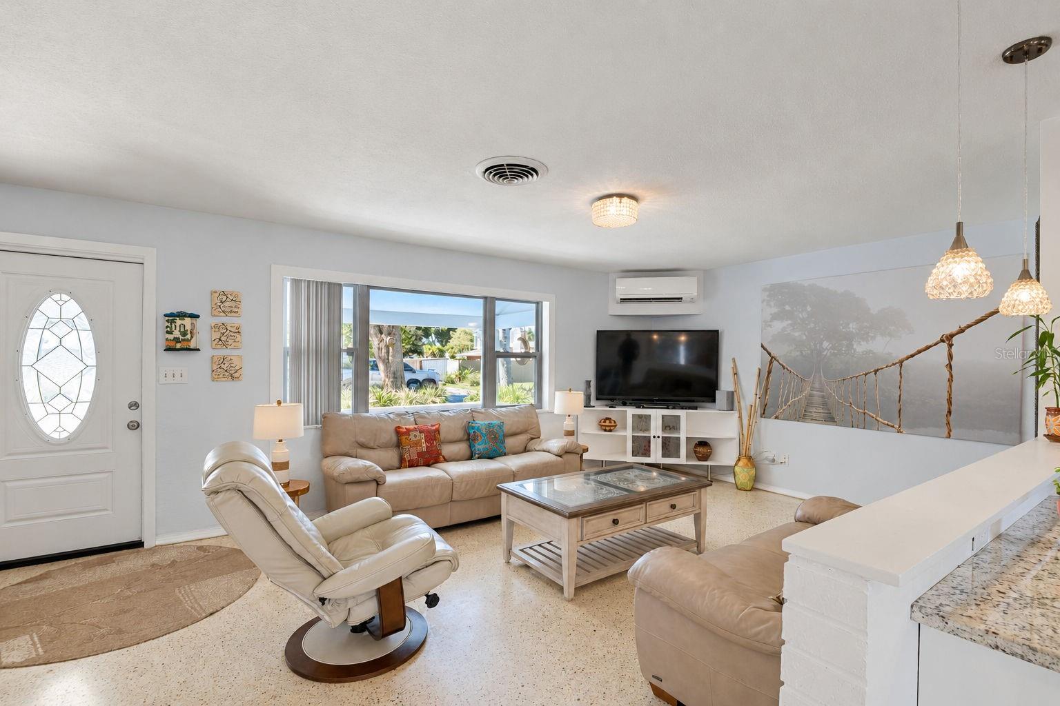 3219 46TH STREET N, St Petersburg, FL 33713