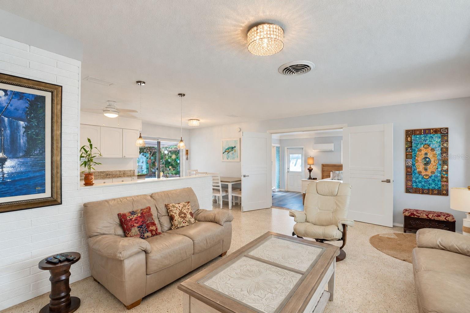 3219 46TH STREET N, St Petersburg, FL 33713